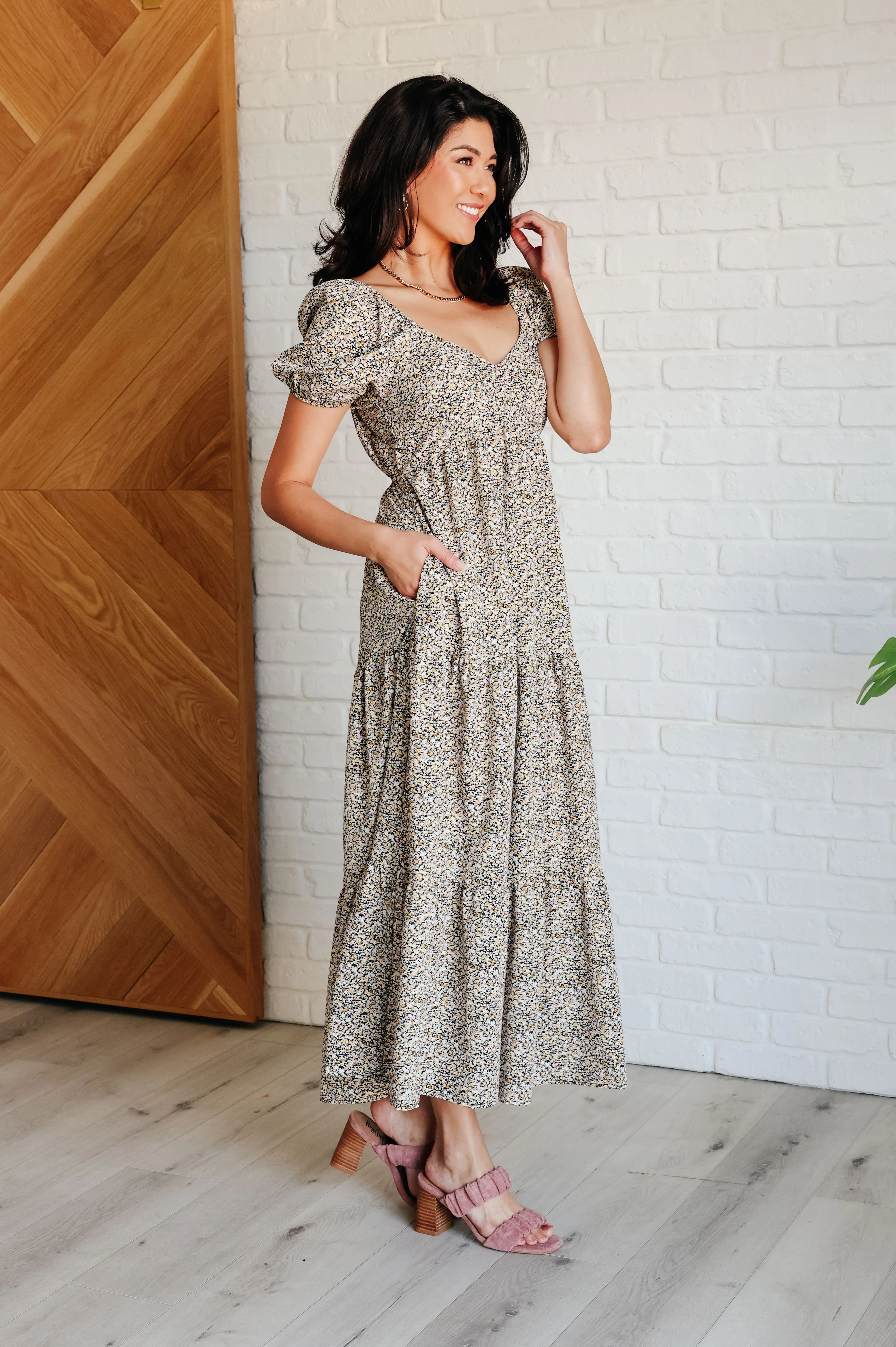 A Moment of Love Balloon Sleeve Dress - 9/3/2024 - Image 4