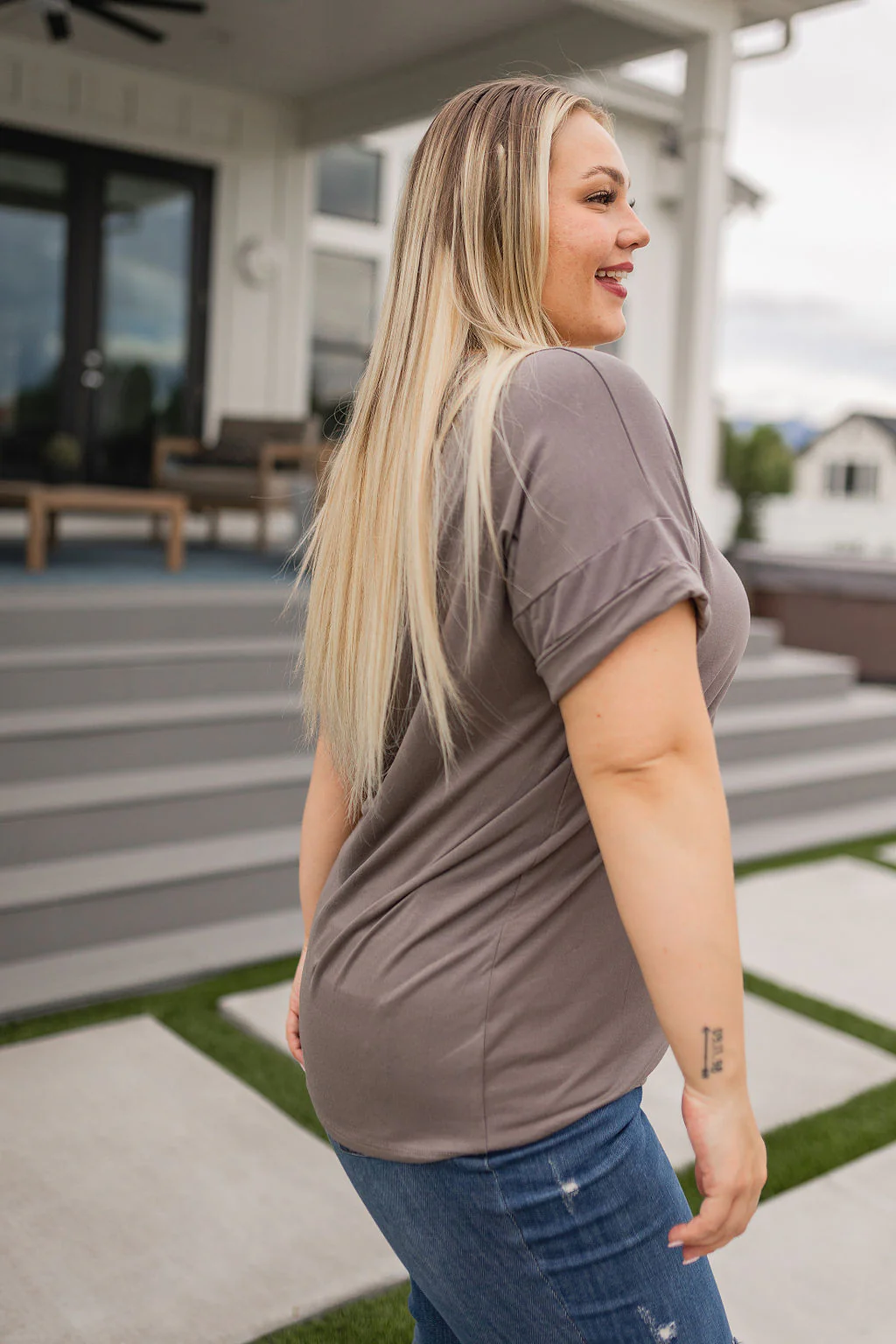 Absolute Favorite V-Neck in Dark Taupe - 7/7/2023 - Image 6