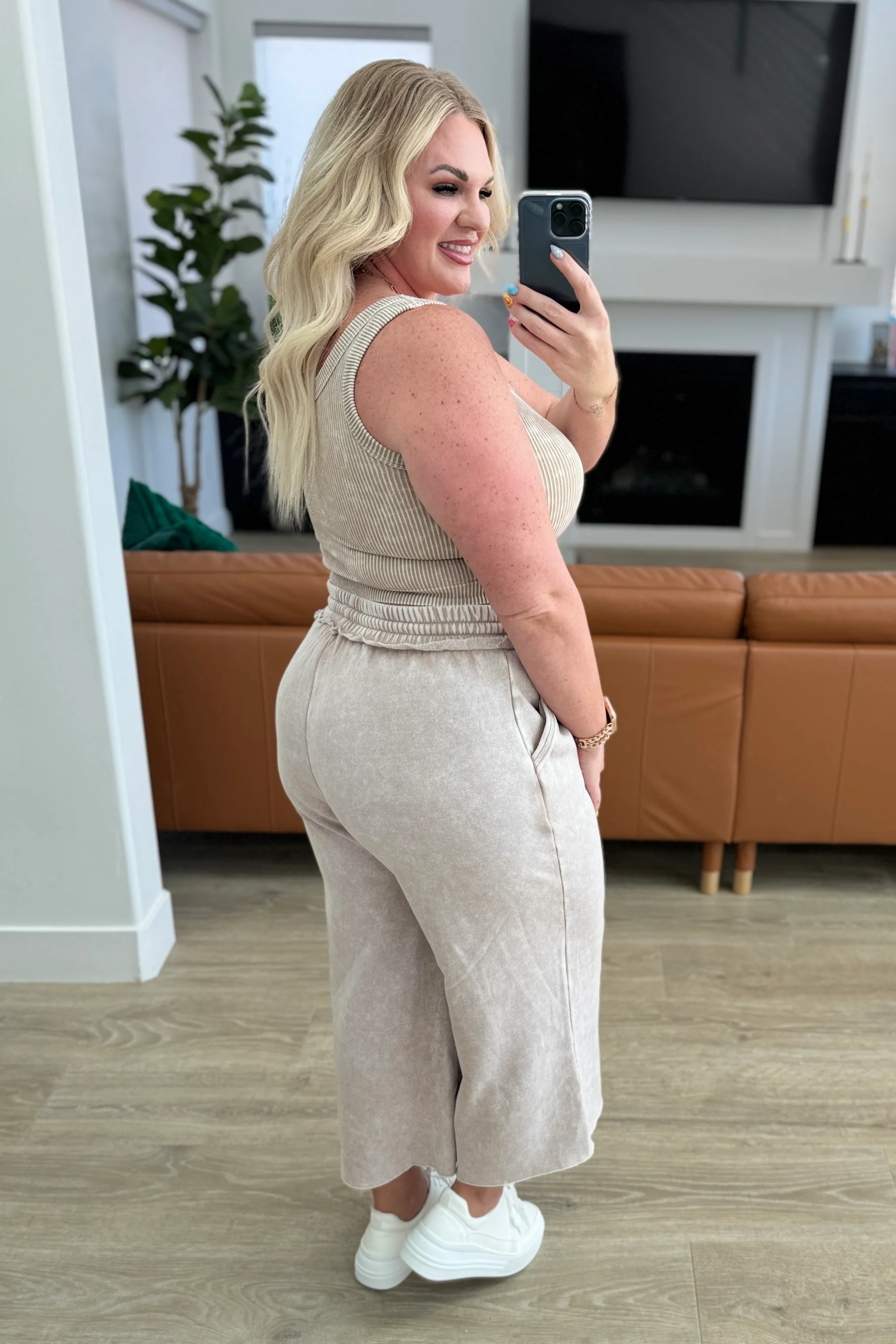 Acid Wash Wide Leg Sweatpants in Ash Mocha - 4/10/2024 - Image 5