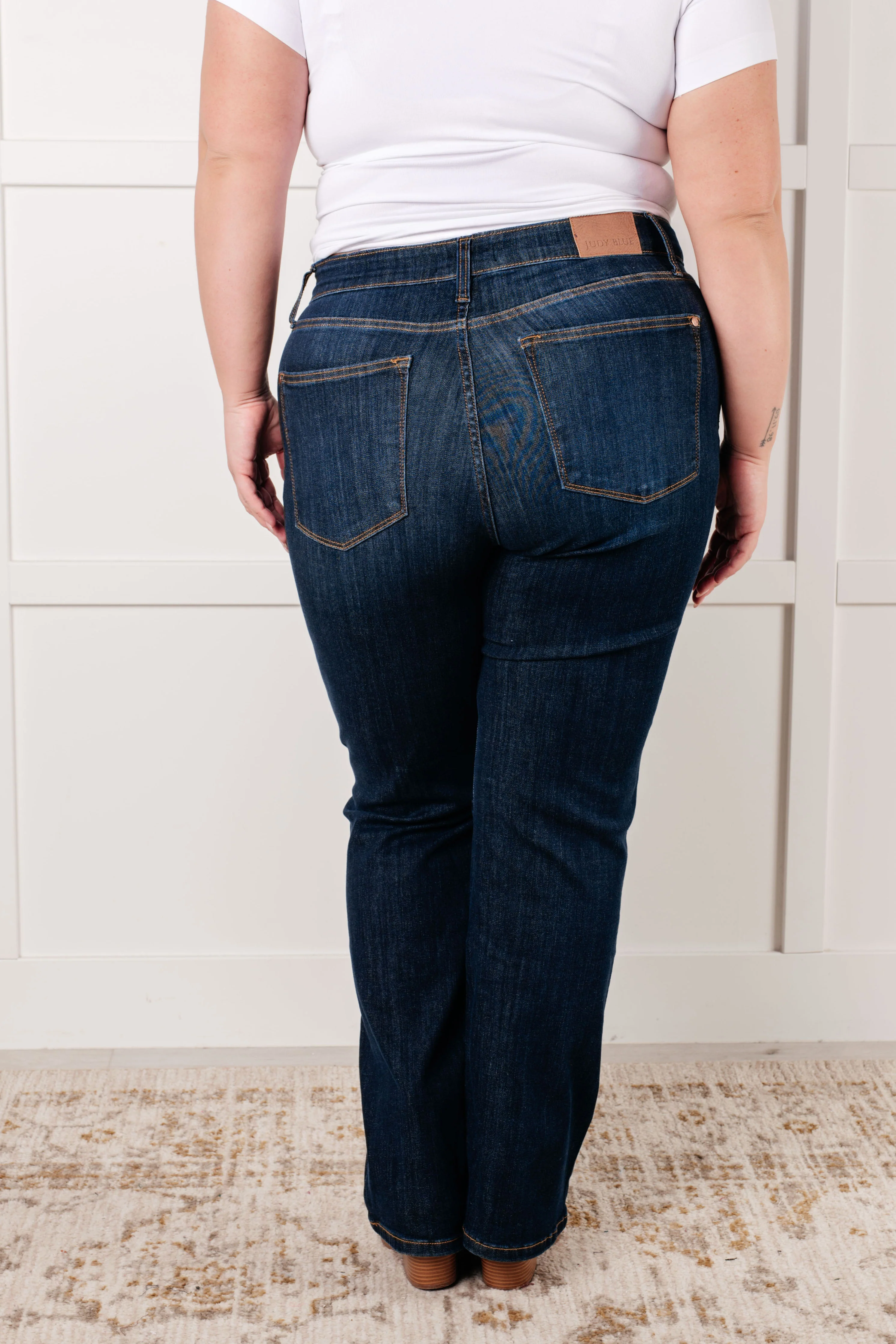 Alaina High Rise Classic Straight Jeans - 1/8/2025 - Image 9