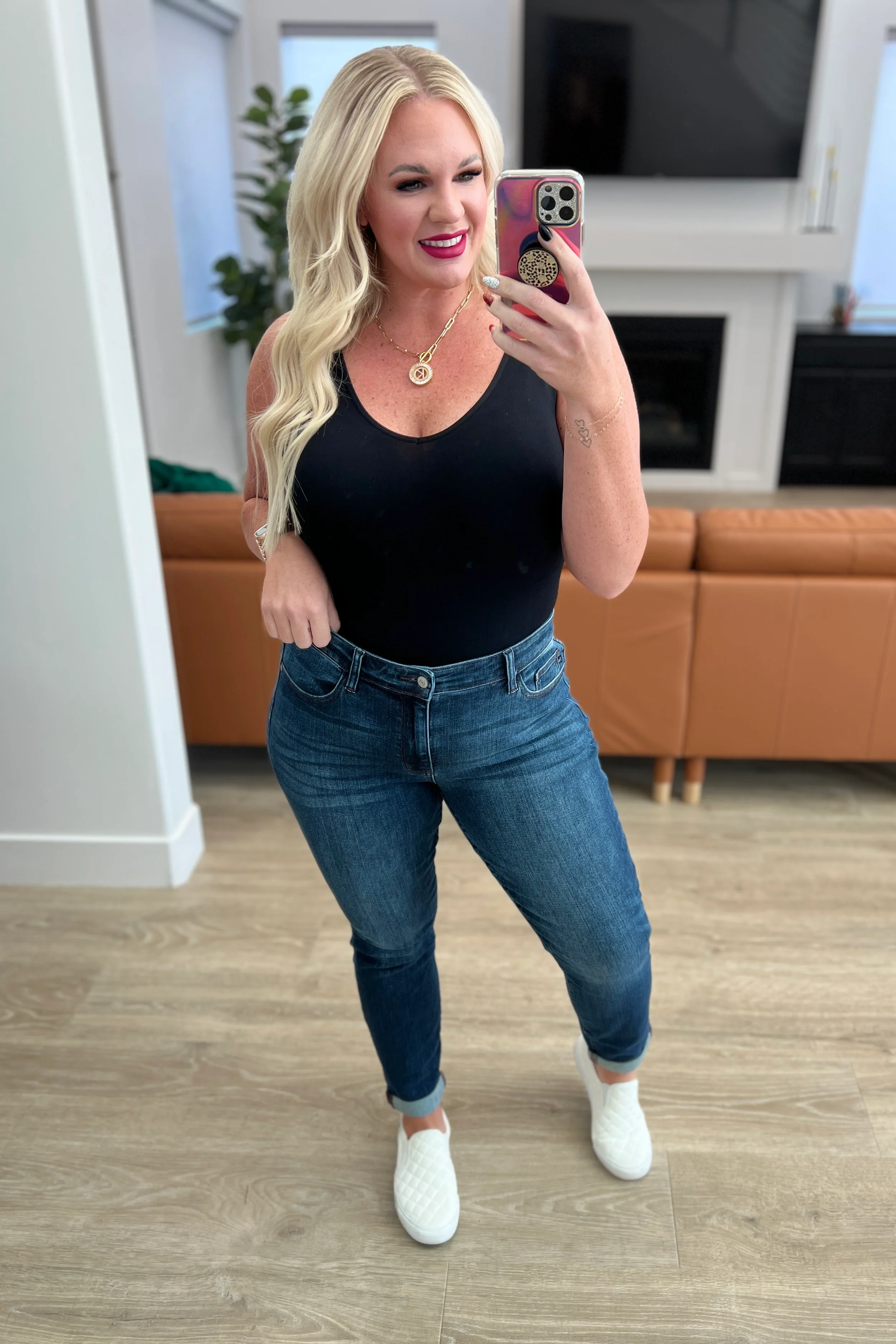 Amber Mid Rise Cuffed Slim Fit Jeans - 11/8/2023 - Image 12