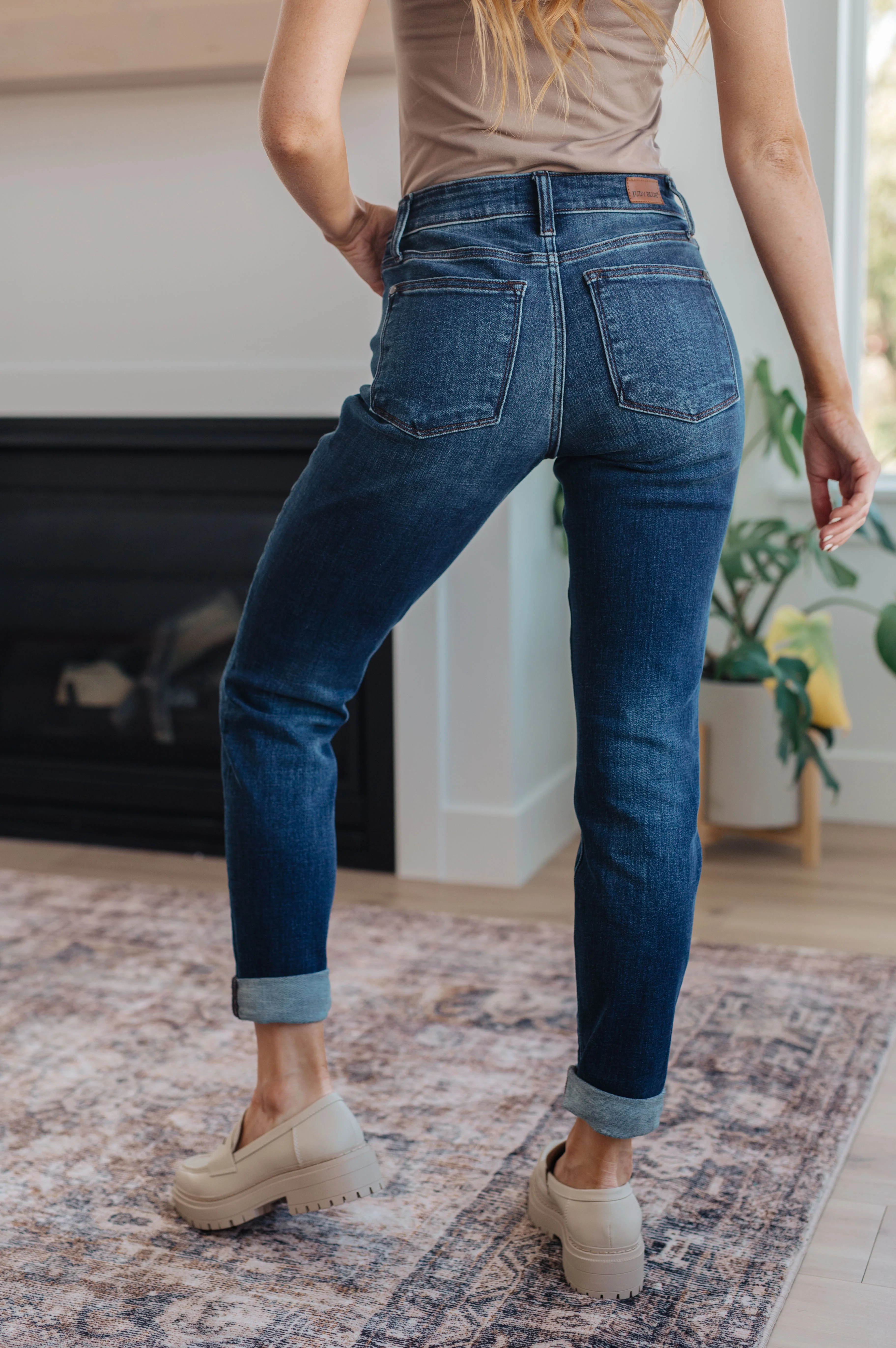 Amber Mid Rise Cuffed Slim Fit Jeans - 11/8/2023 - Image 7
