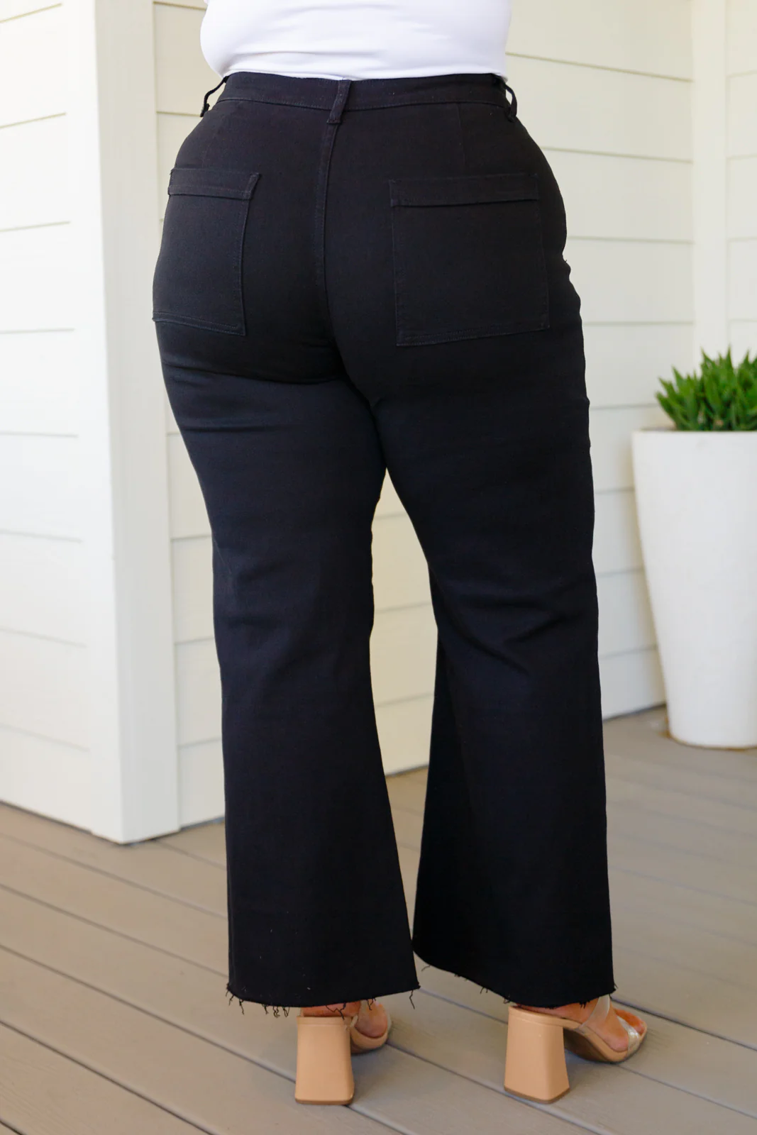 August High Rise Wide Leg Crop Jeans in Black - 8/29/2023 - Image 11