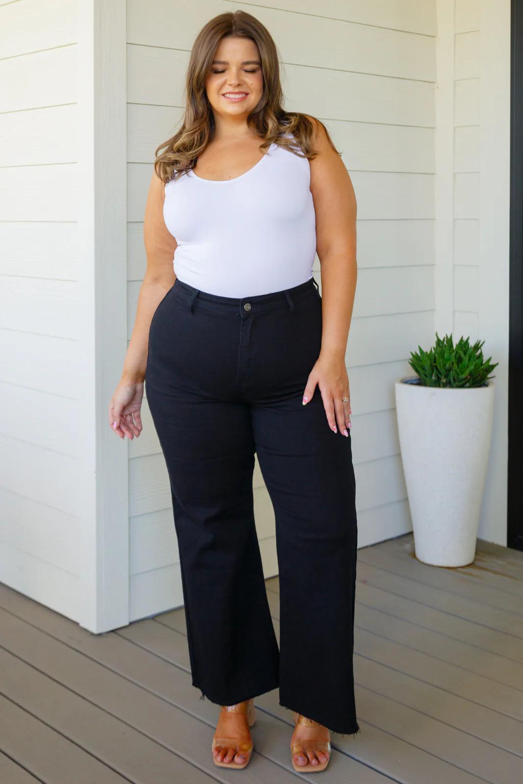 August High Rise Wide Leg Crop Jeans in Black - 8/29/2023 - Image 3