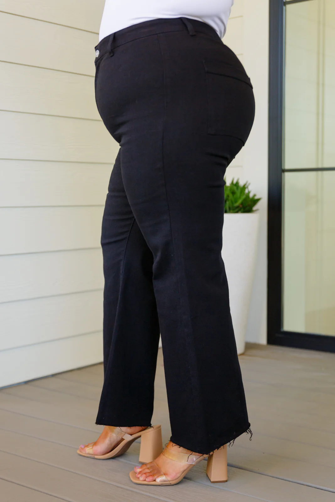 August High Rise Wide Leg Crop Jeans in Black - 8/29/2023 - Image 9