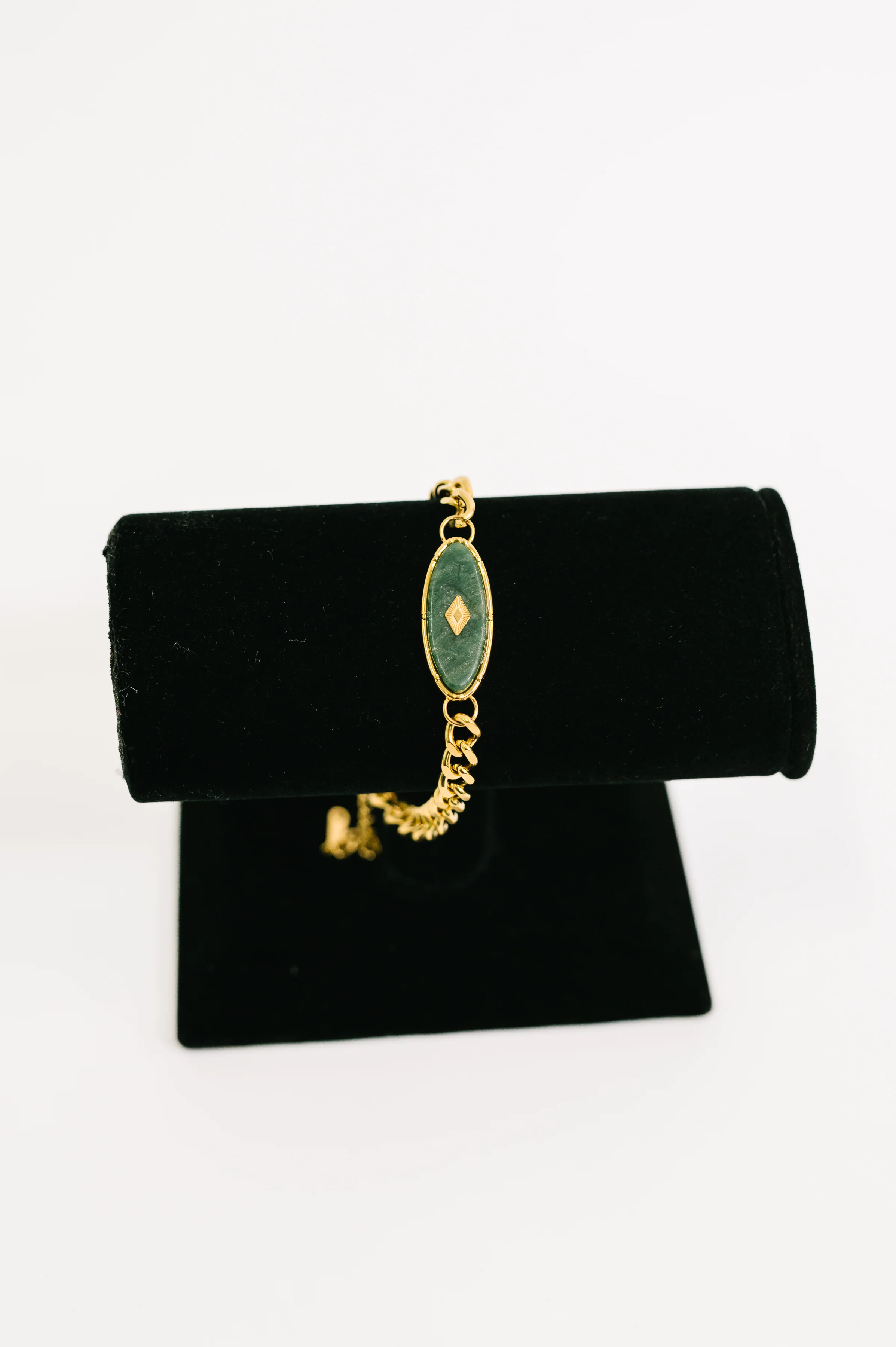 Bangle in Jade Bracelet - 12/5/2025 NEW - Image 3