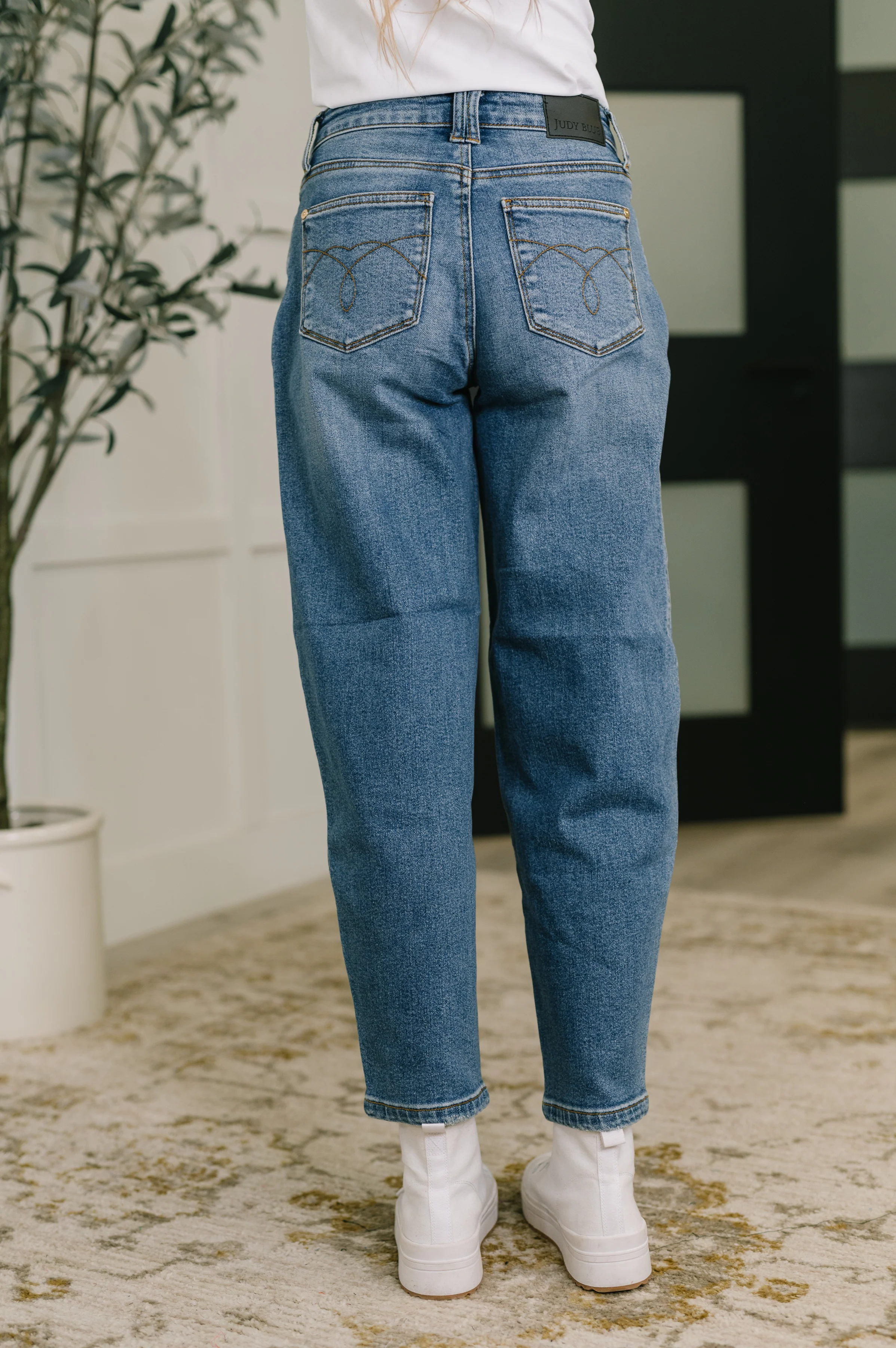 Bella High Waist Soft Barrel Stitch Thru Pocket - 8/20/2025 - Image 6
