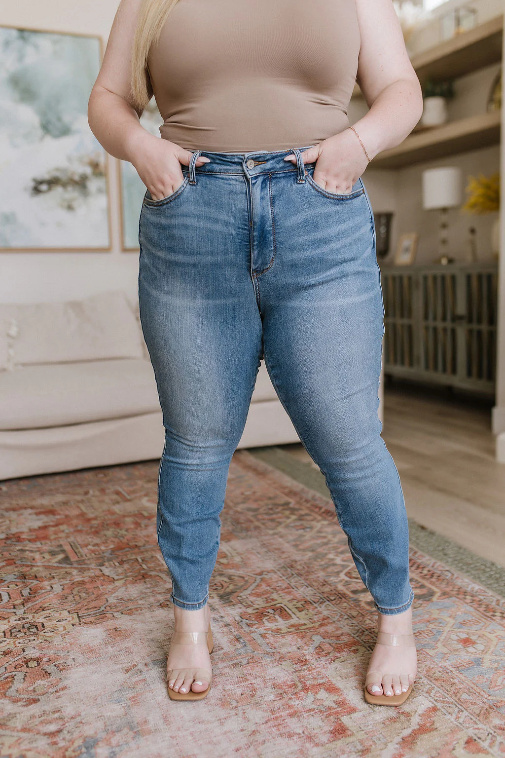 Betsy High Rise Control Top Shield Pocket Skinny Jeans - 6/7/2023 - Image 10
