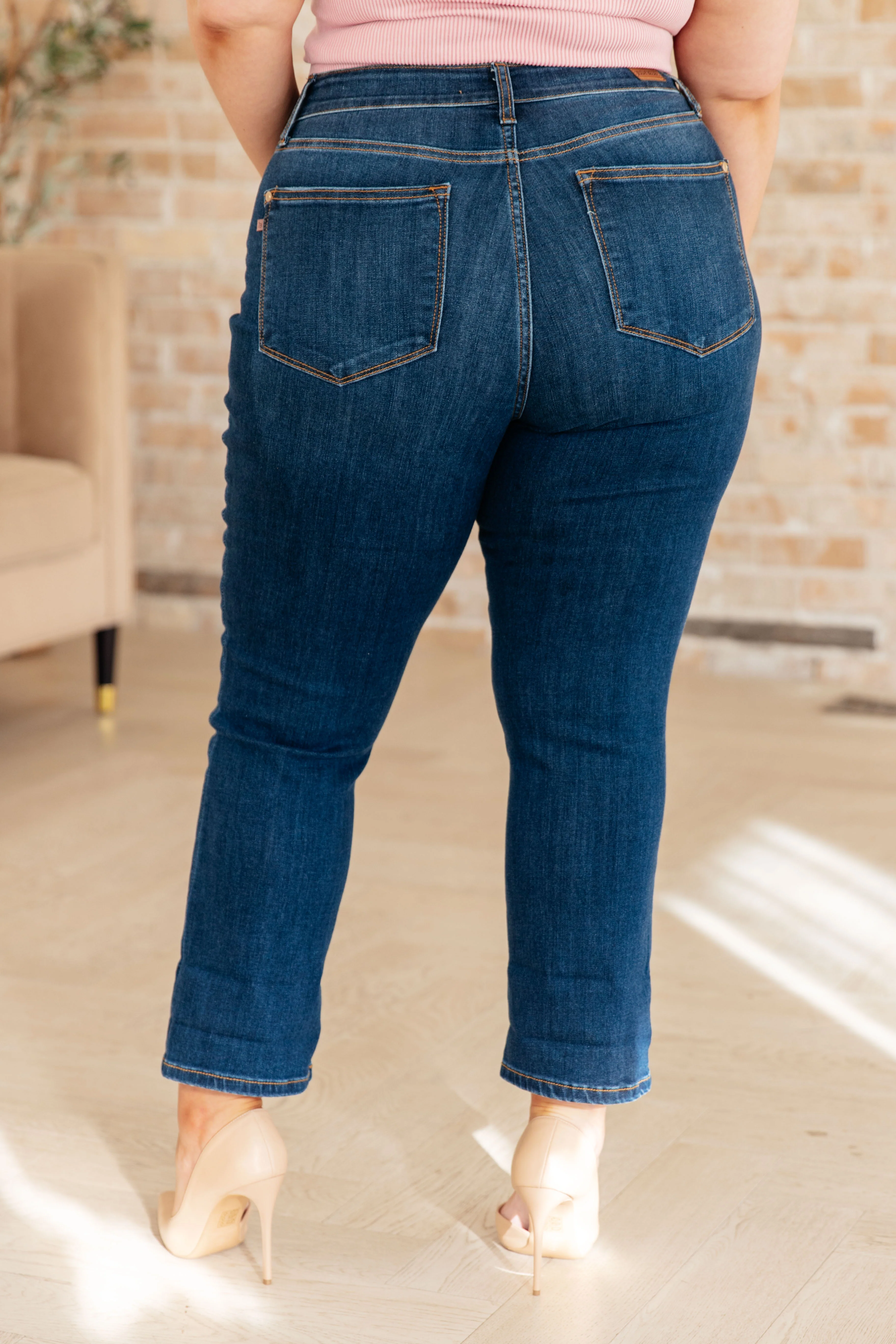 Bette Mid Rise Vintage Cuffed Skinny Capri - 1/31/2024 - Image 9