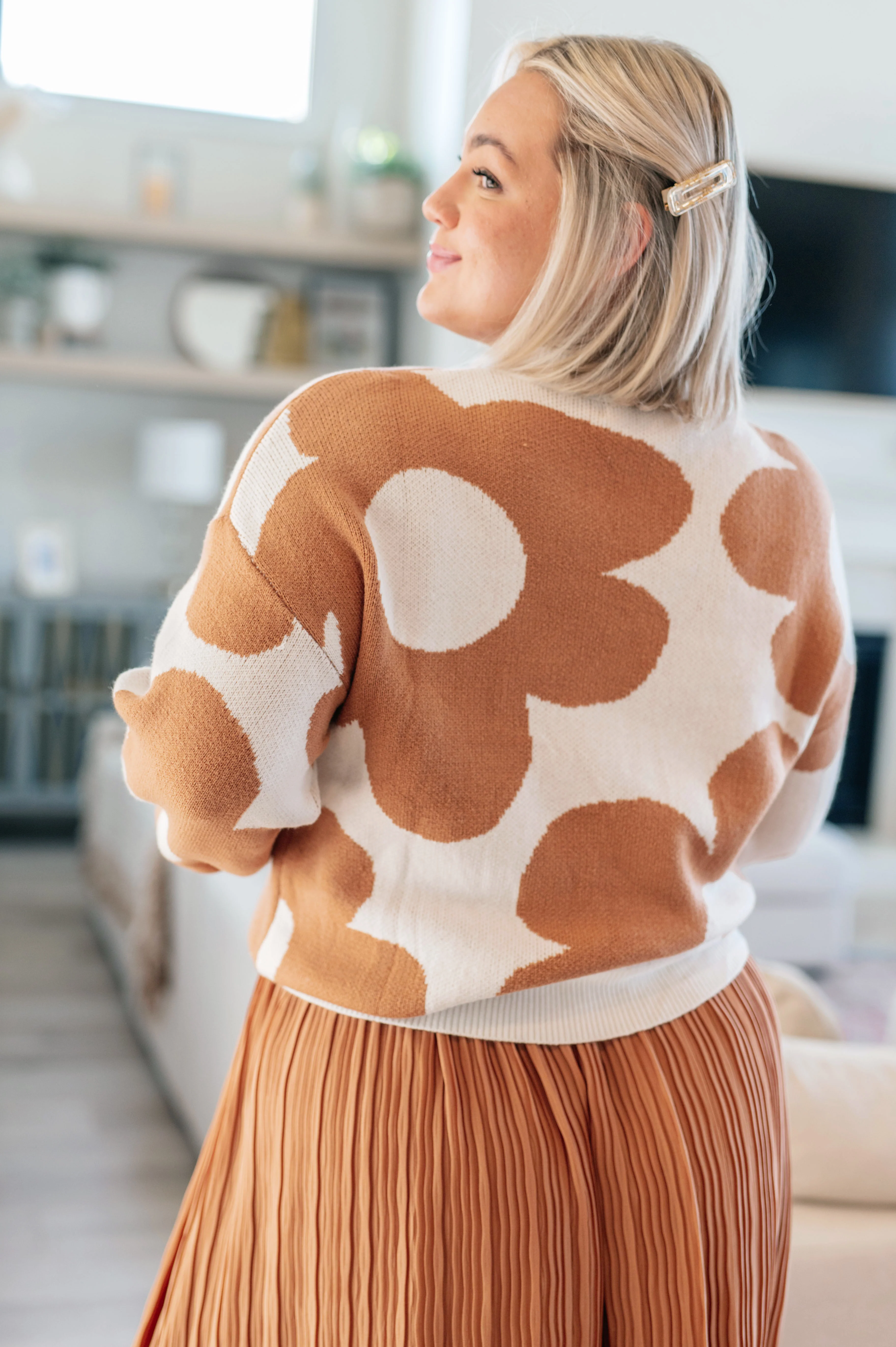 Bigger is Better Mod Floral Sweater - 1/18/2024 - Image 6