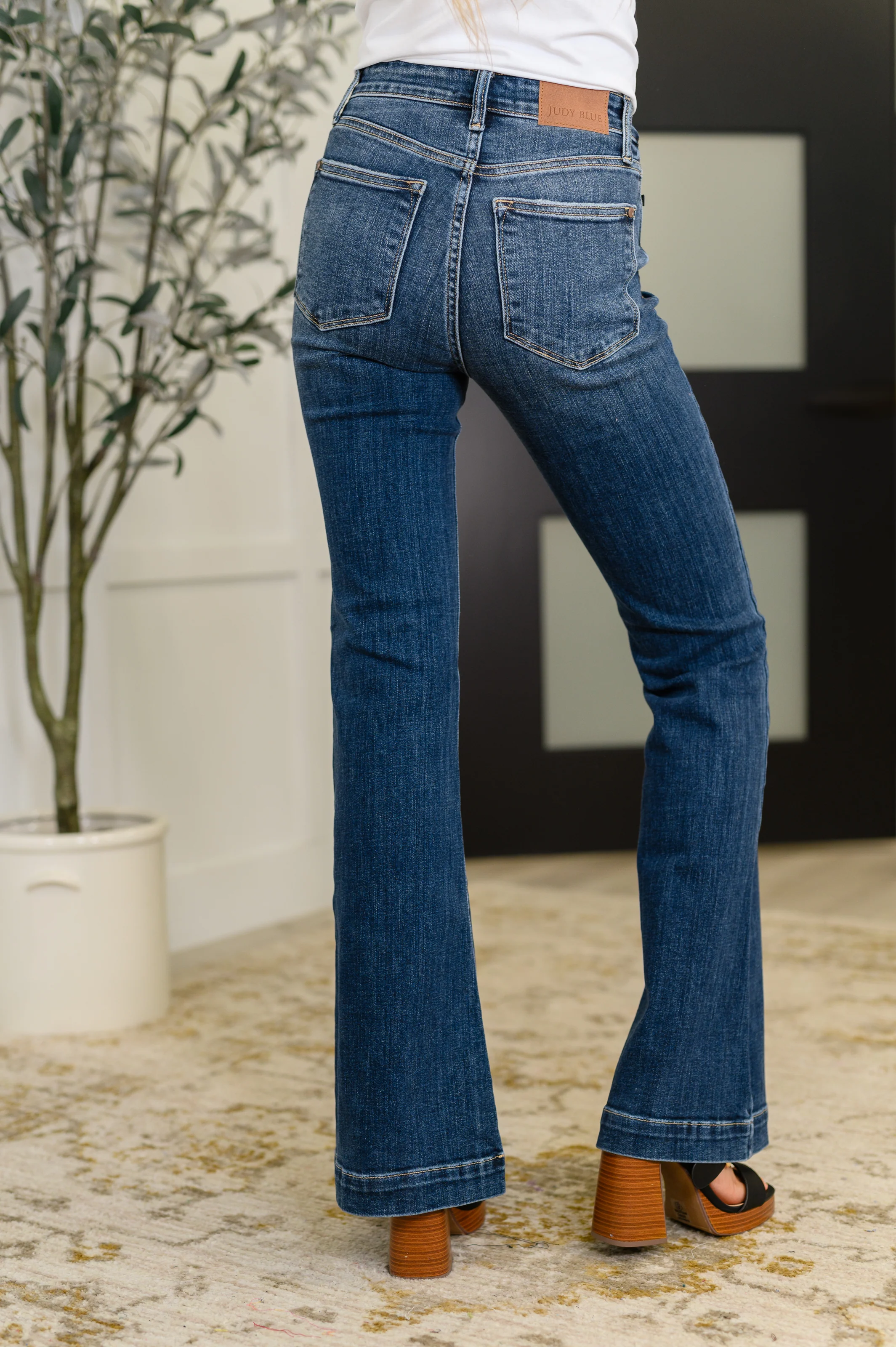 Bonnie High Waist Trouser Flare - 8/13/2025 - Image 4