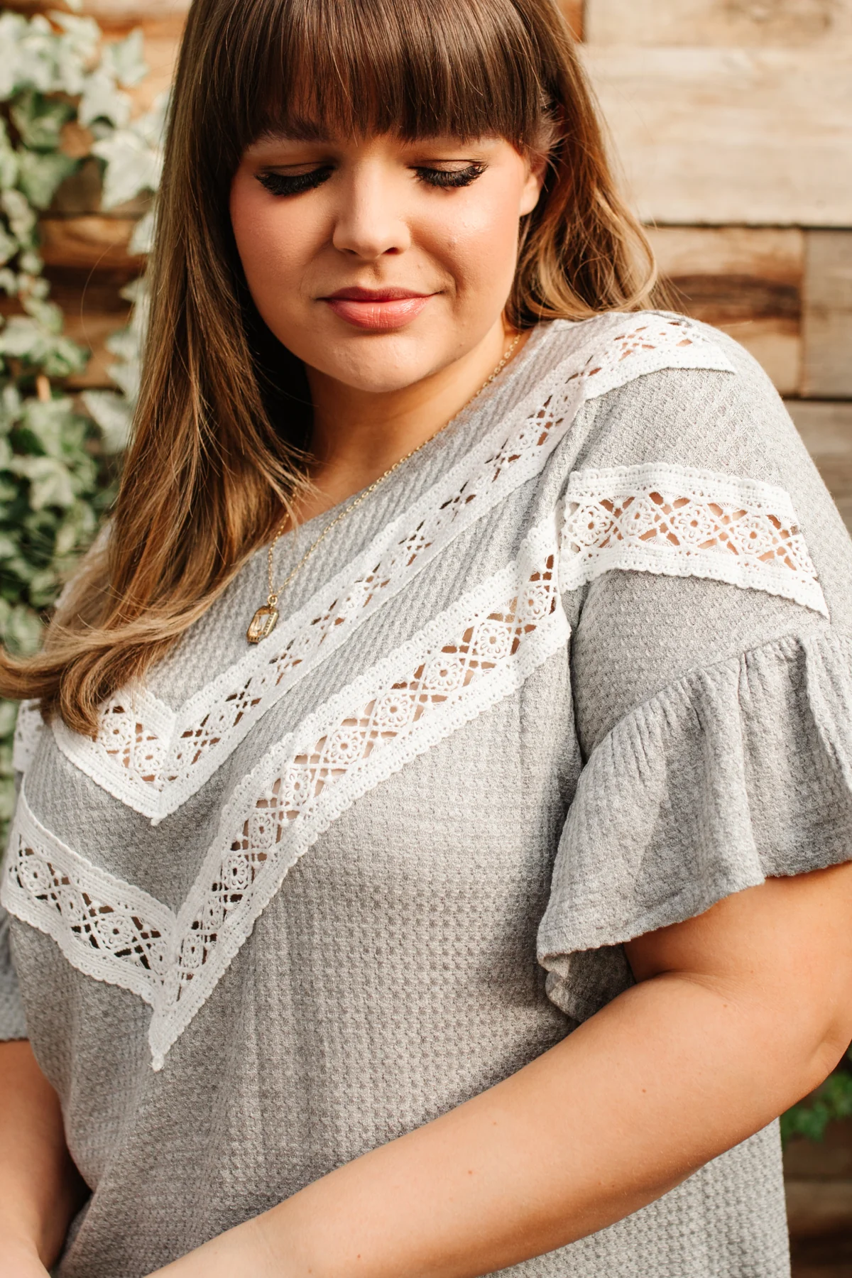Break Away Top In Gray - 3/22/2022