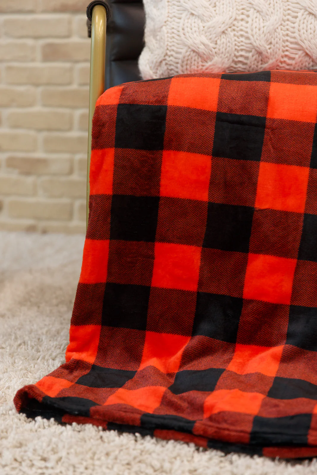 Buffalo Plaid Blanket In Red & Black - 11/23/2022