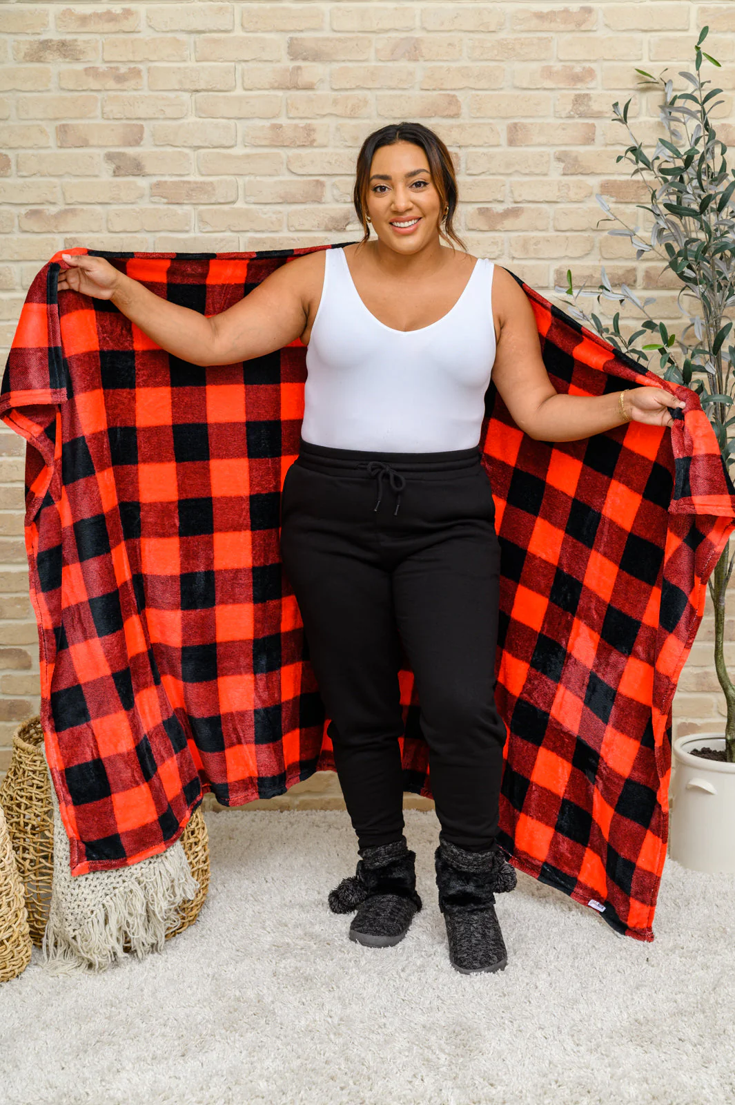 Buffalo Plaid Blanket In Red & Black - 11/23/2022 - Image 3