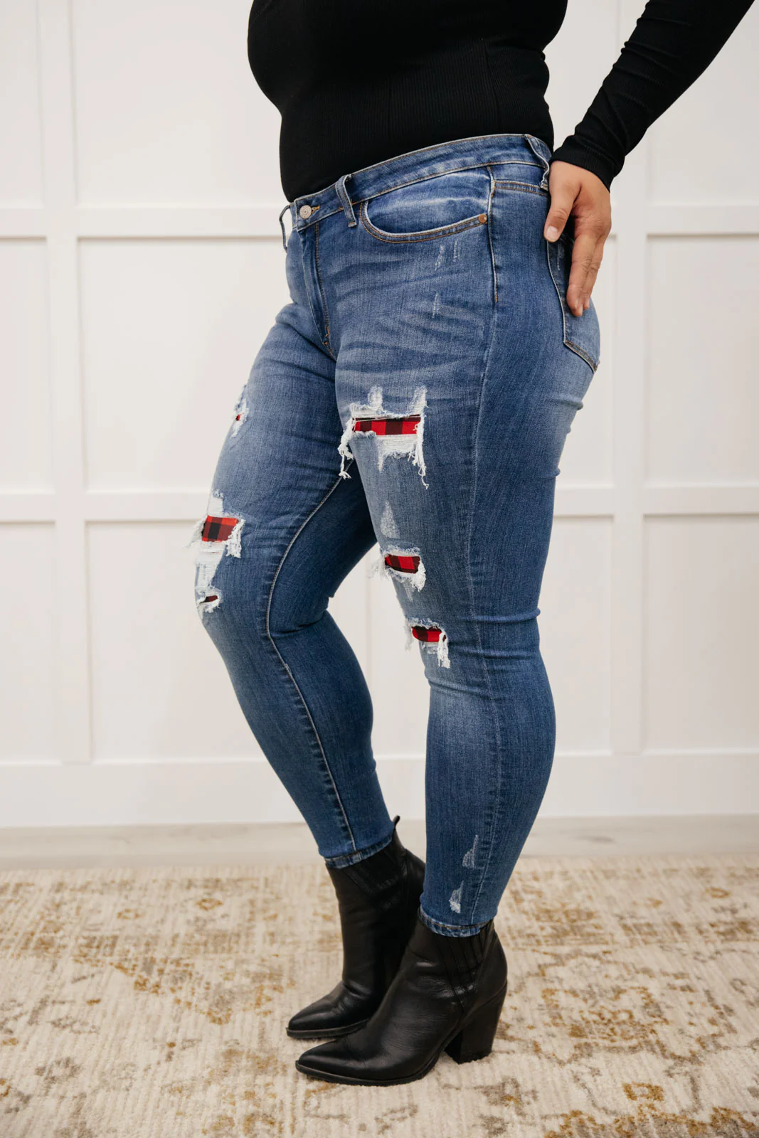 Buffalo Plaid Peek-A-Boo Skinnies - 11/9/2021 - Image 14