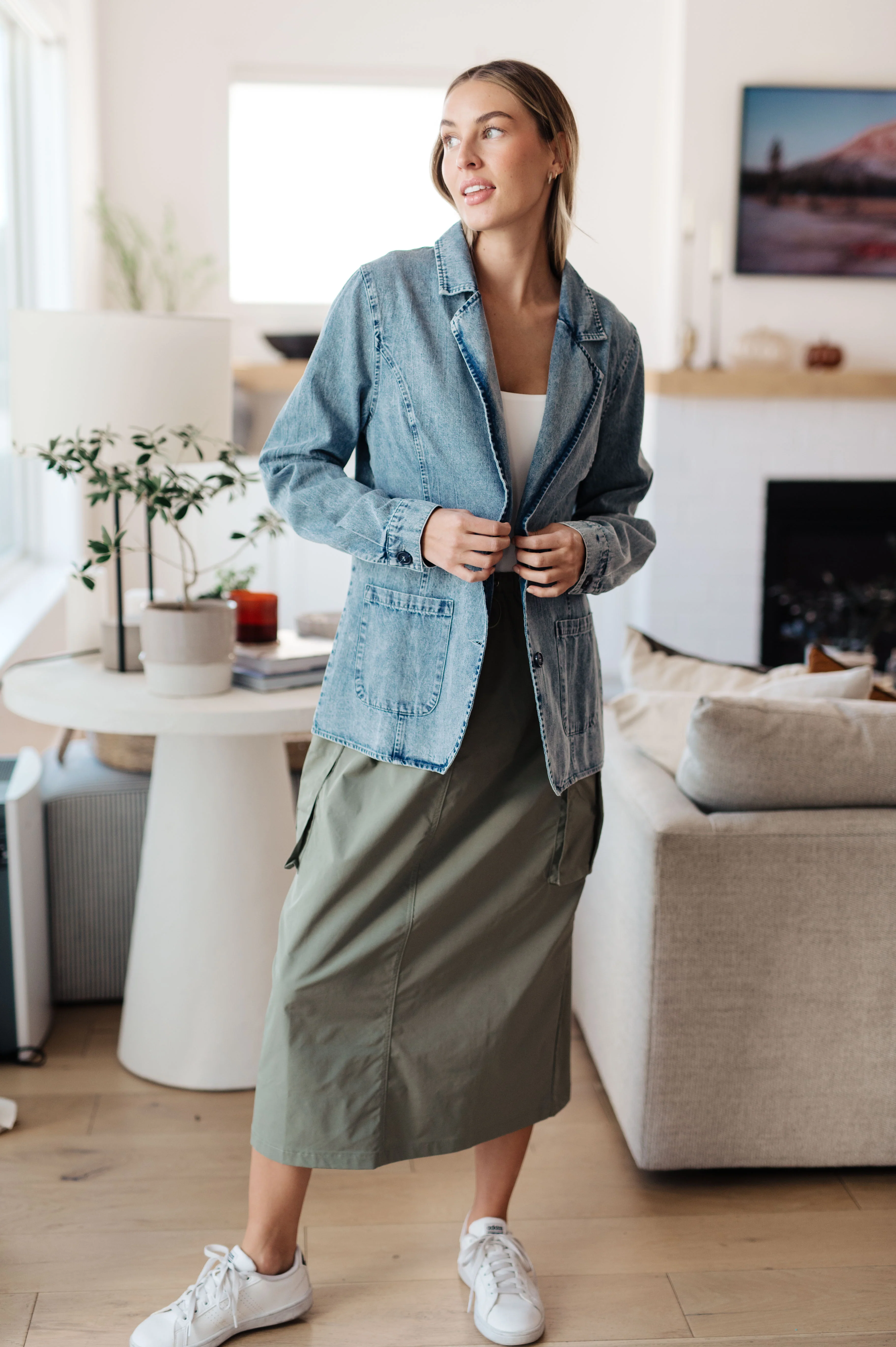 Business Brunch Denim Blazer - 10/19/2023 - Image 8