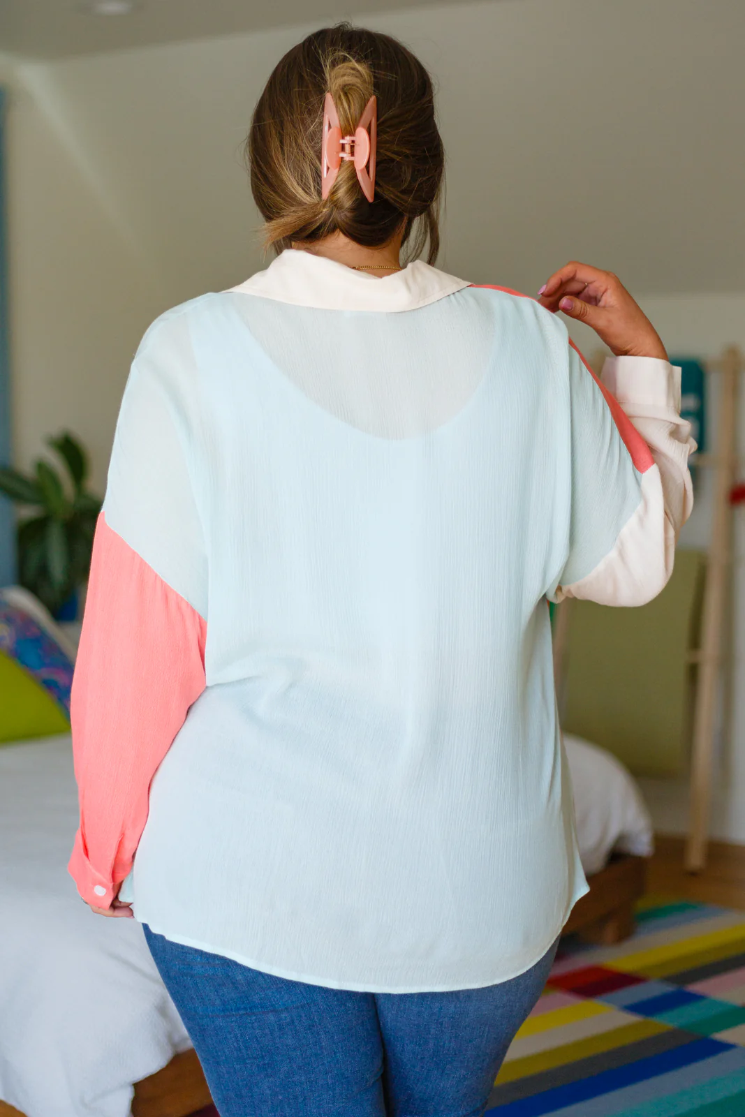 Capture The Day Two Toned Button Up - 2/9/2023 - Image 12