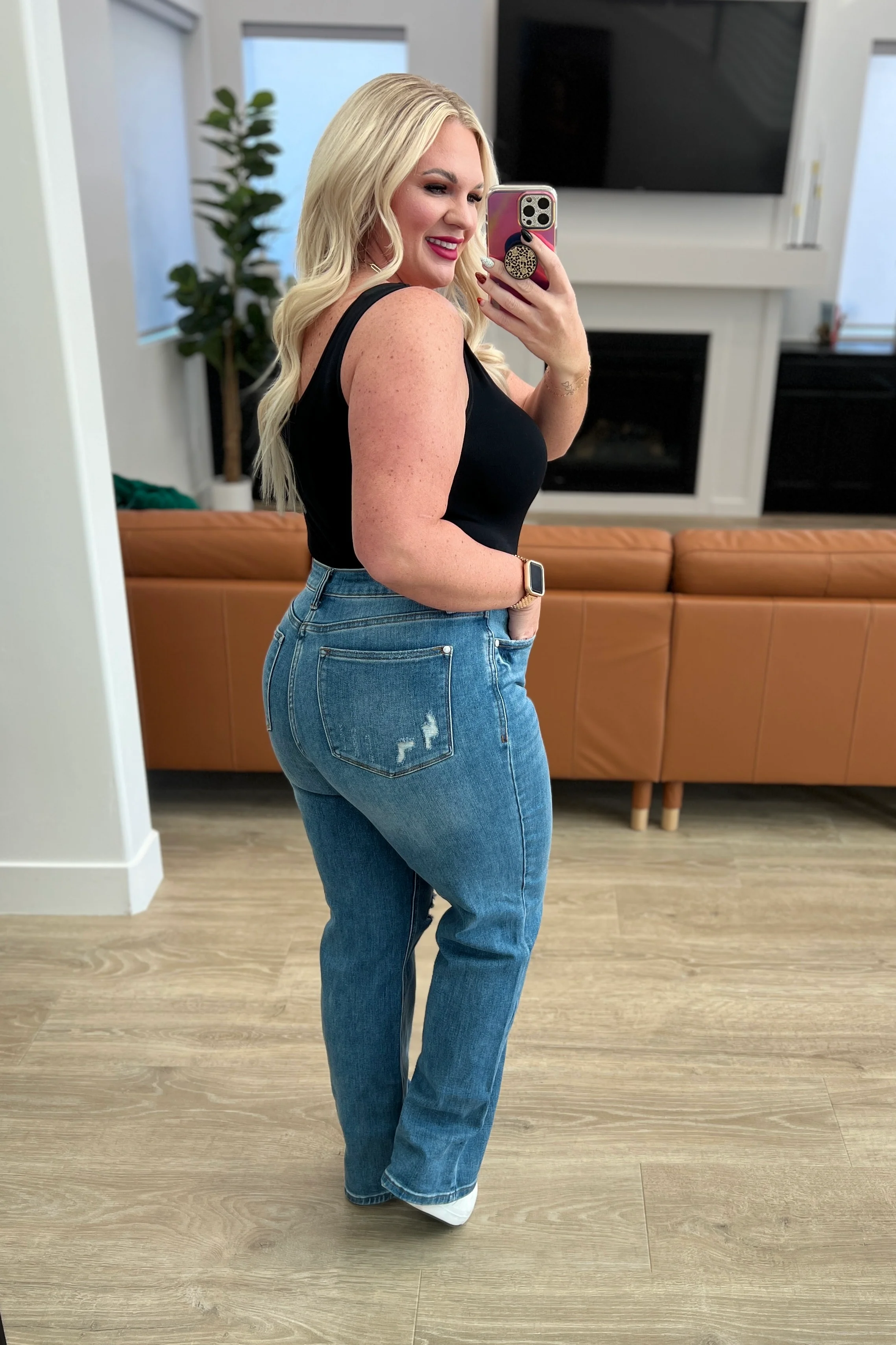 Carrie High Rise Control Top 90's Straight Jeans - 11/8/2023 - Image 15