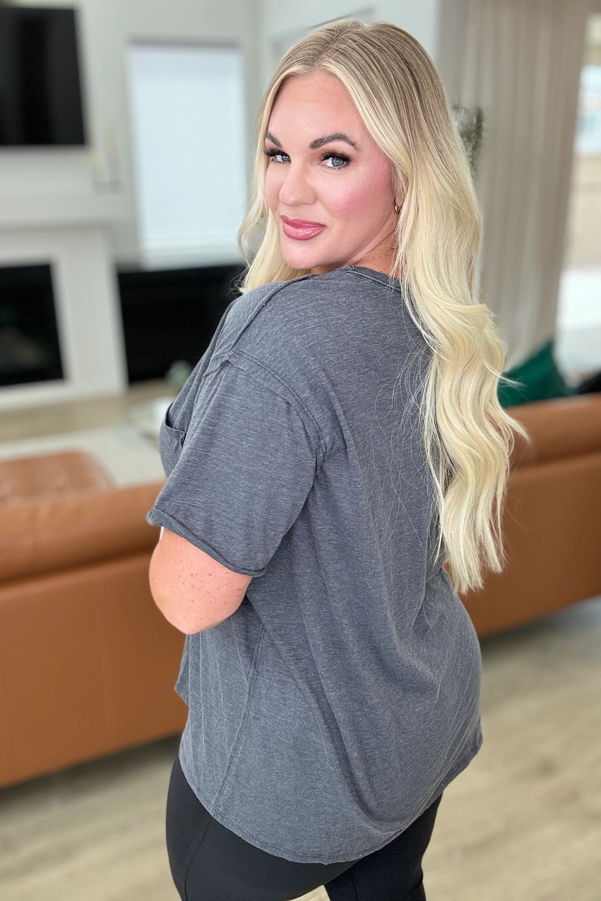 Casually Cool Patch Pocket Tee in Charcoal - 6/20/2024 - Image 5