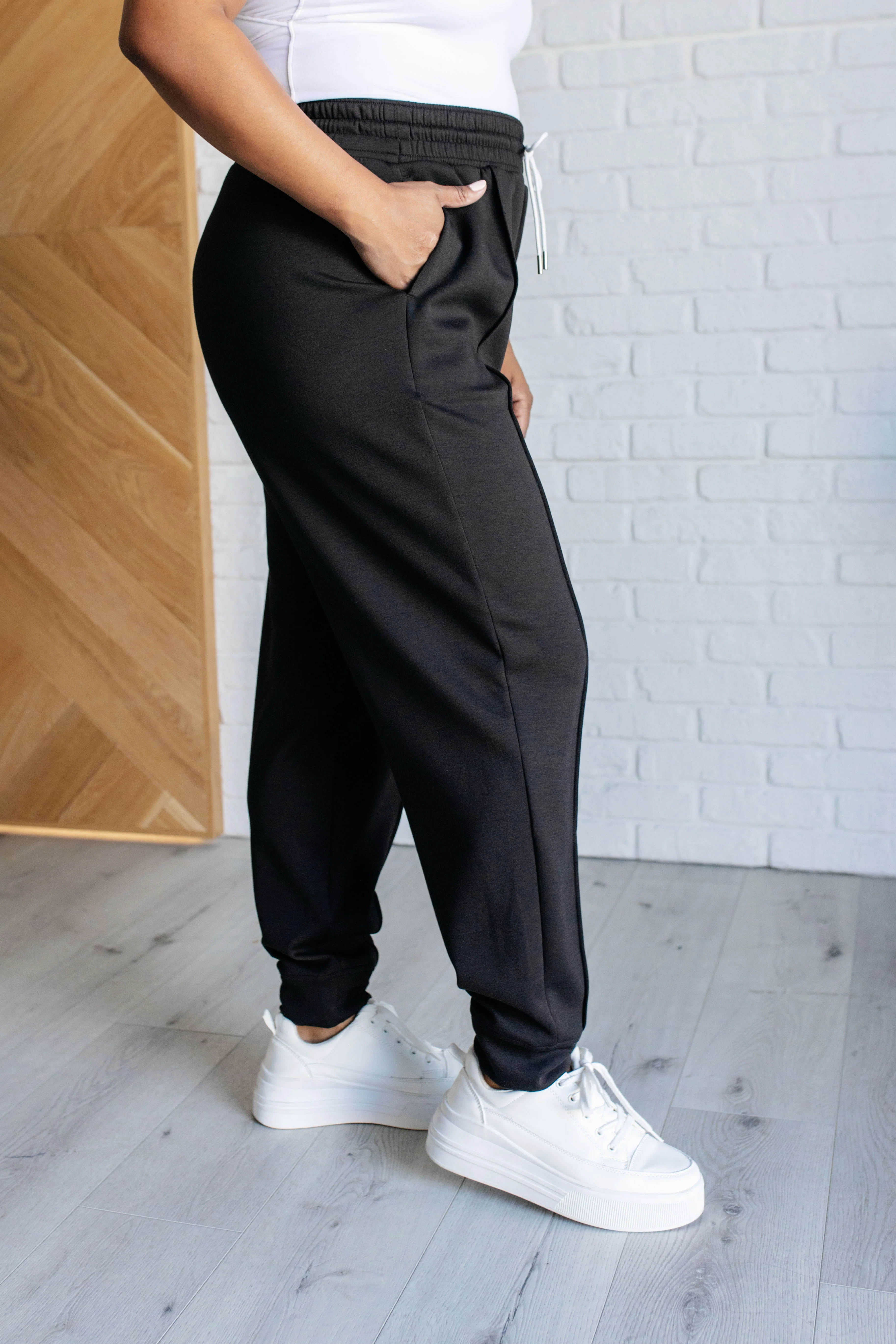 Center Seam Scuba Joggers in Black - 10/16/2024 - Image 4