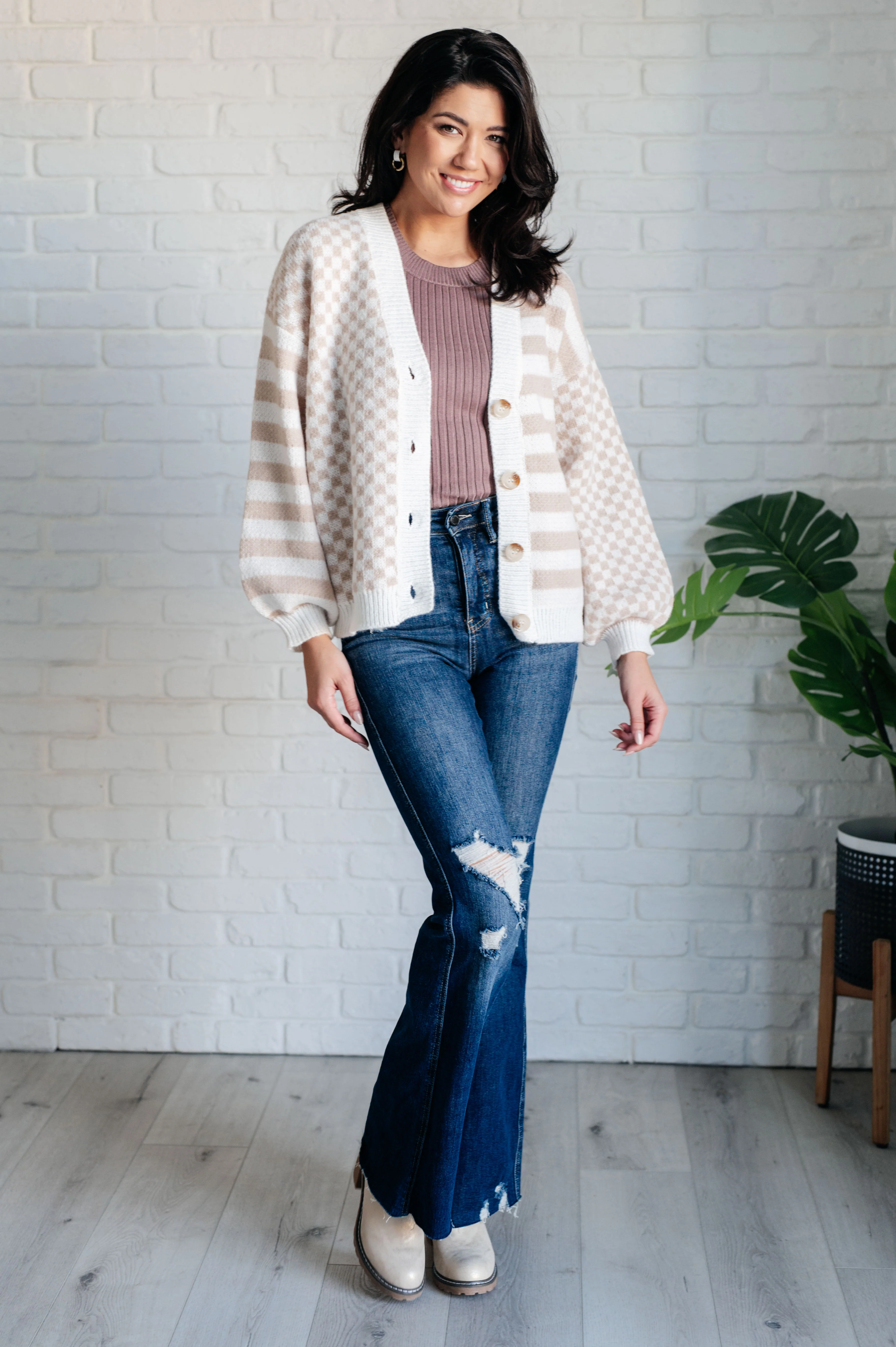 Check That Line Cardigan - 9/25/2025 - Image 4