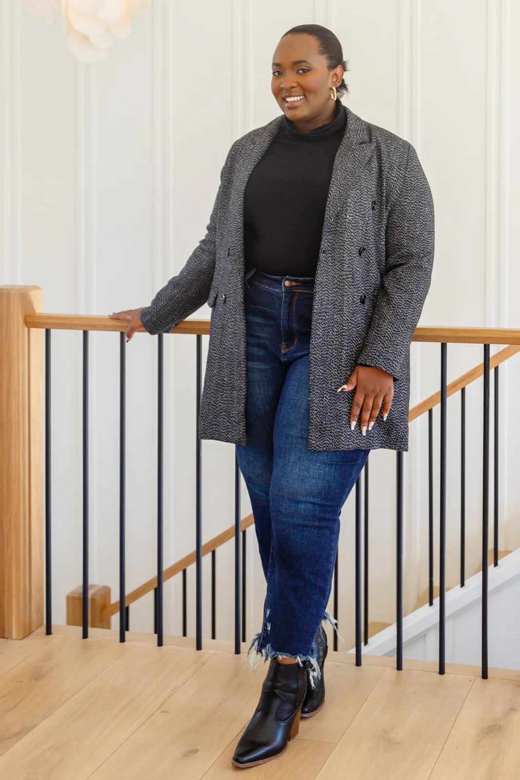 Chic Upon Arrival Button Down Blazer Jacket In Black - 11/8/2022 - Image 7