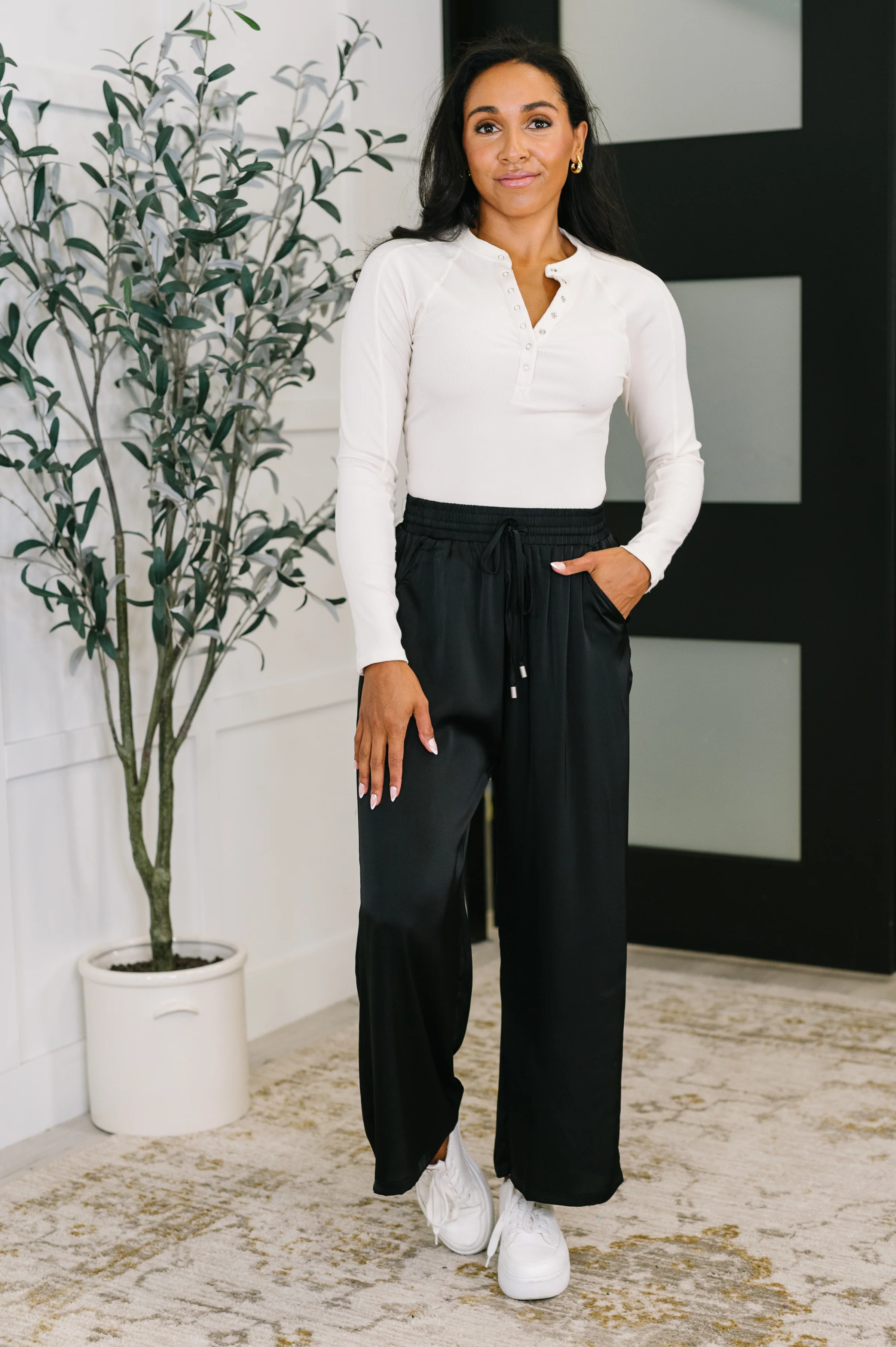 City Ease Wide Leg Bottoms in Black - 10/10/2025 - Image 3