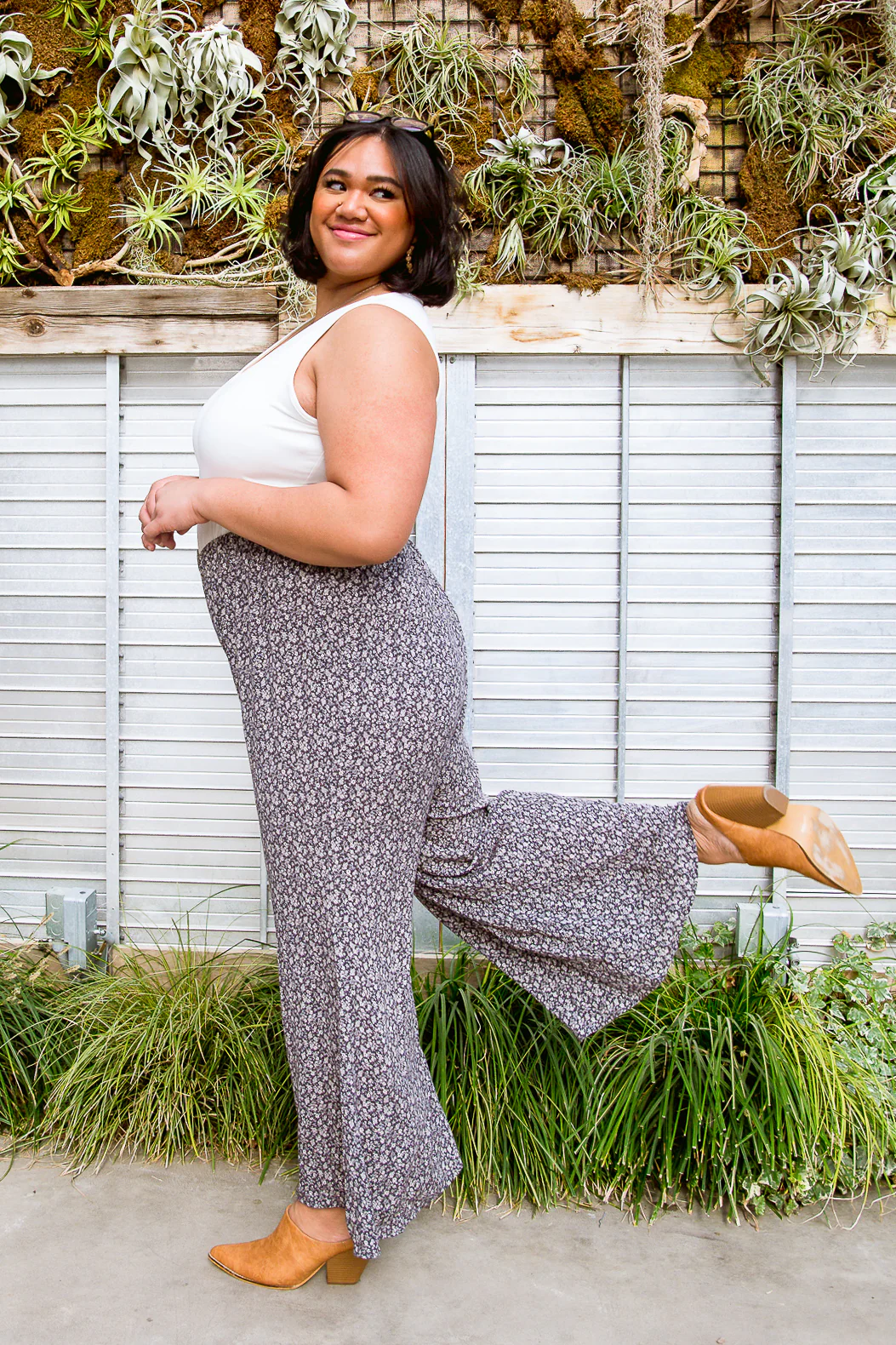 City Views Wide Leg Pants - 2/10/2022 - Image 9