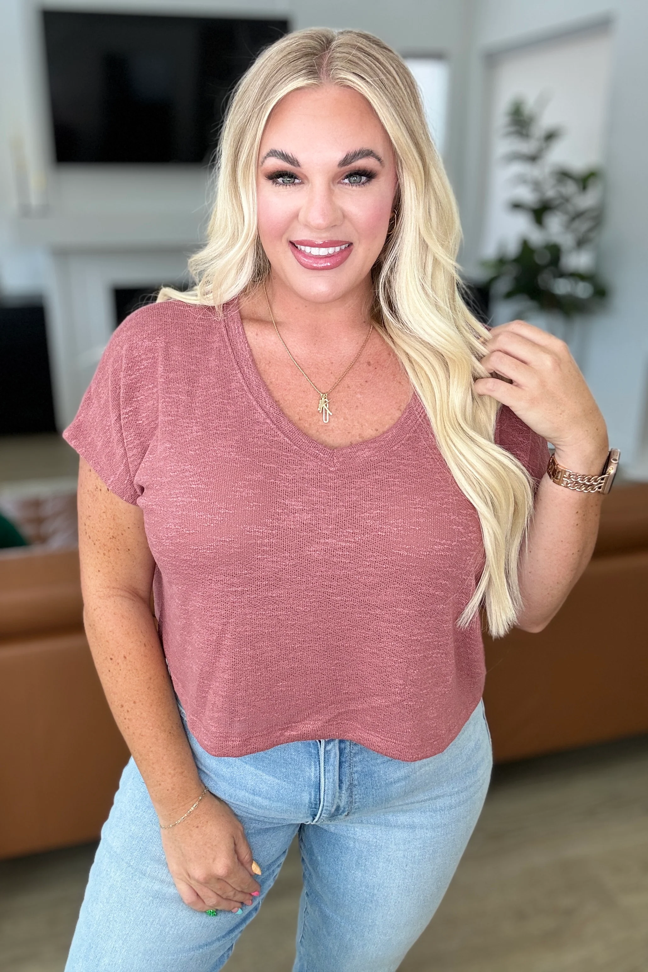 Classic Comfort V-Neck Top in Winter Rose - 6/19/2024 - Image 3