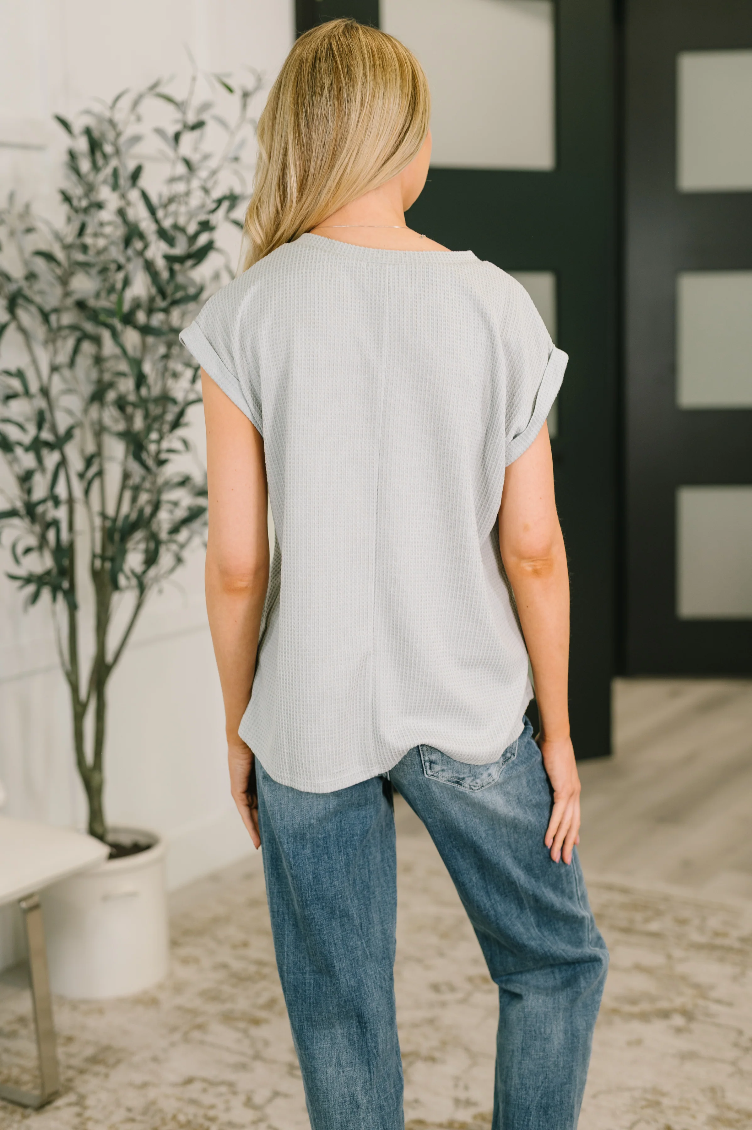 Classic Timeless V-Neck Tee in Pearl Grey - 5/1/2026 NEW - Image 5