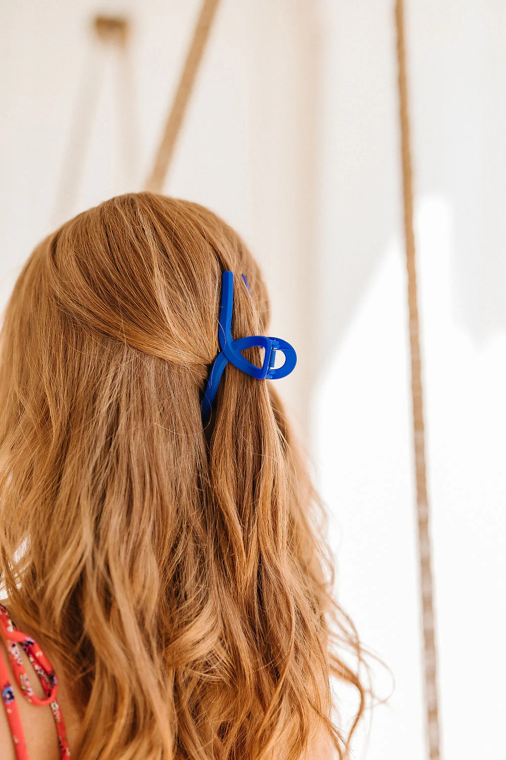 Claw Clip Set of 4 in Royal Blue - 6/6/2023 - Image 10