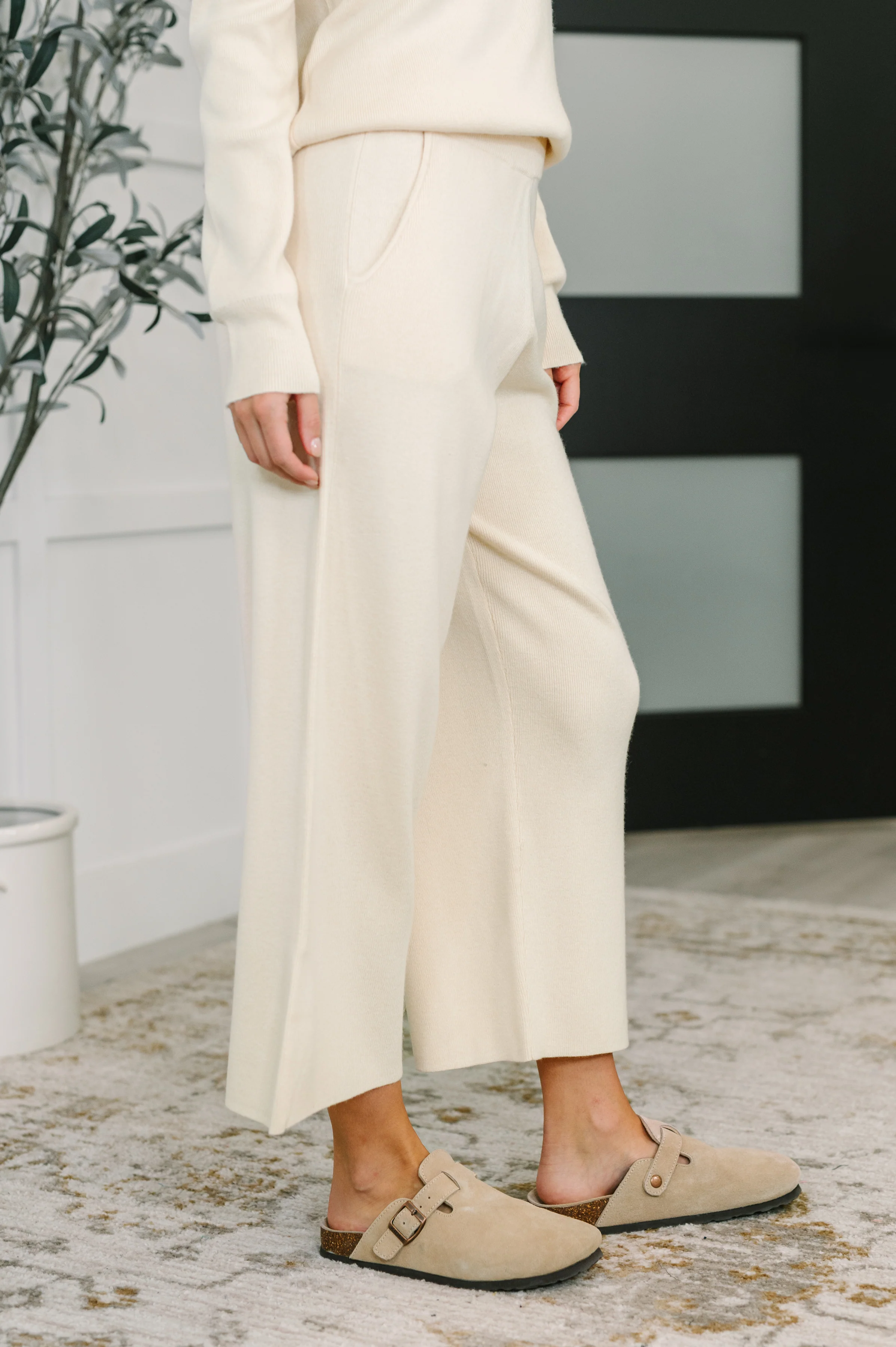 Clove Culottes in Oat - 9/26/2025 - Image 5
