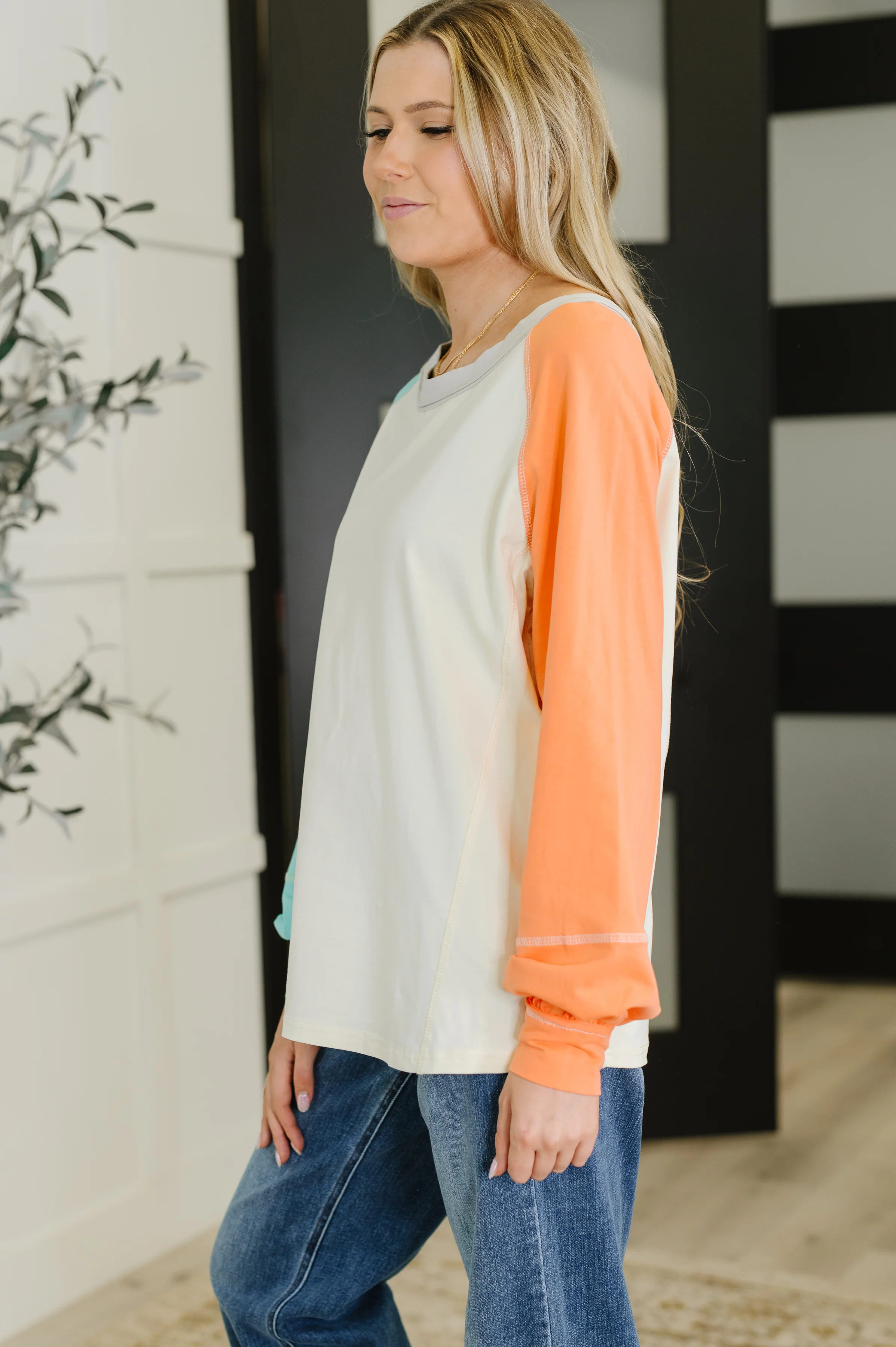 Color Me Confused Color Block Top - 2/9/2026 - Image 4