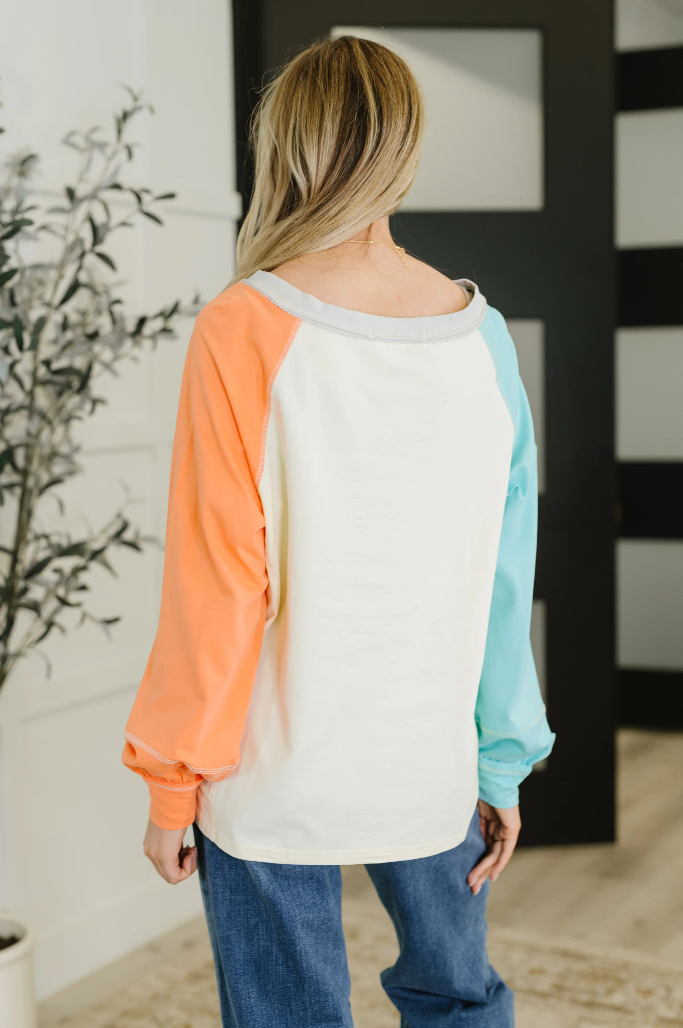 Color Me Confused Color Block Top - 2/9/2026 - Image 5