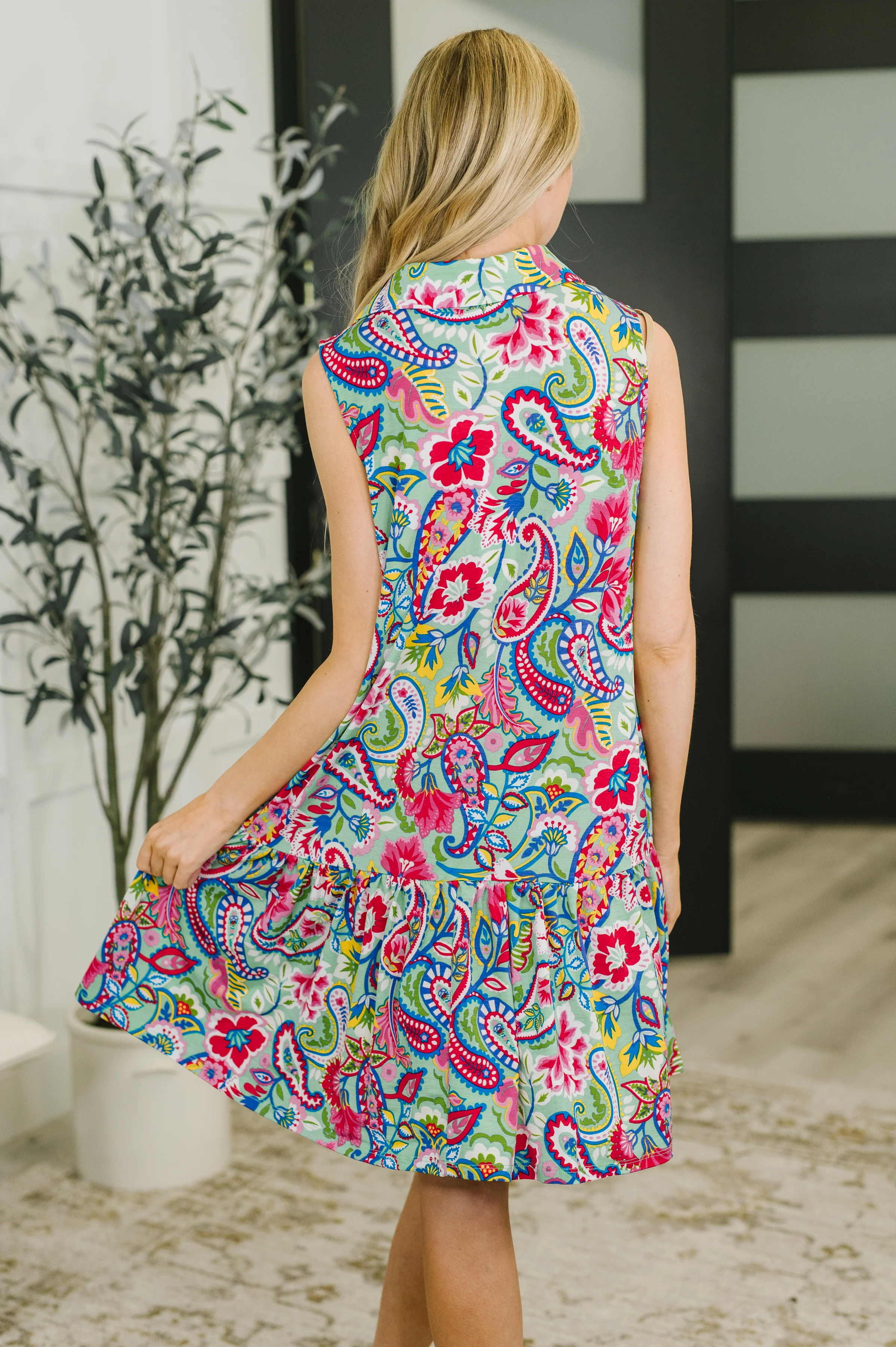 Coral Sands Collared Tank Dress in Light Floral Paisley - 4/10/2026 NEW - Image 5