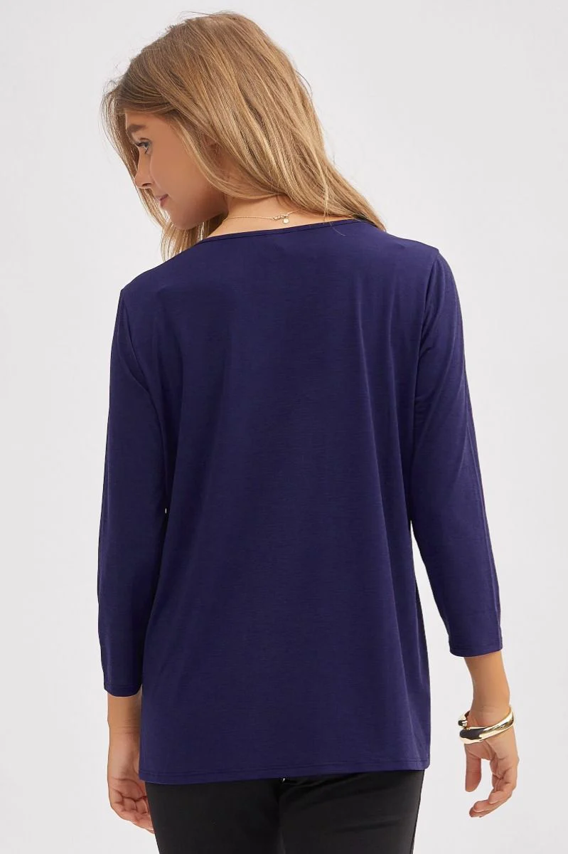 Dear Scarlett Signature Classic V-Neck Top - Summer 25 Capsule - Image 13