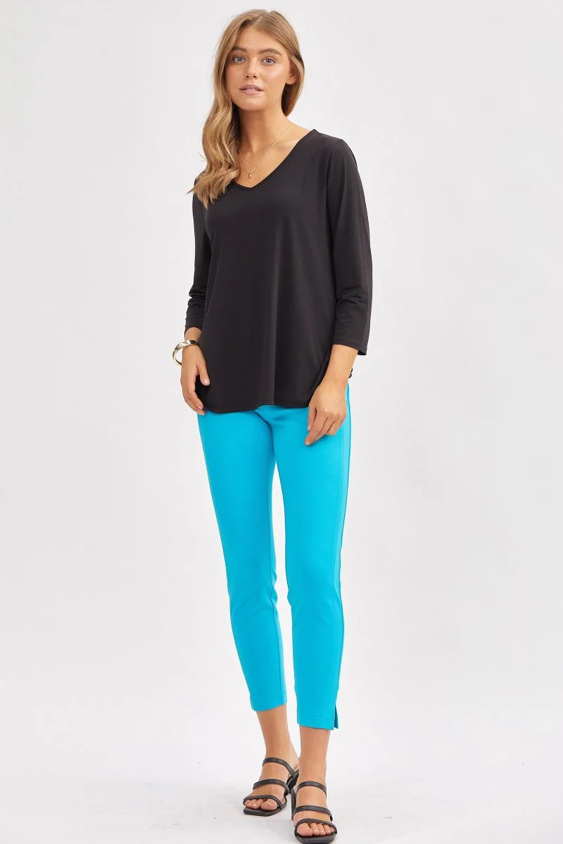 Dear Scarlett Signature Classic V-Neck Top - Summer 25 Capsule - Image 3