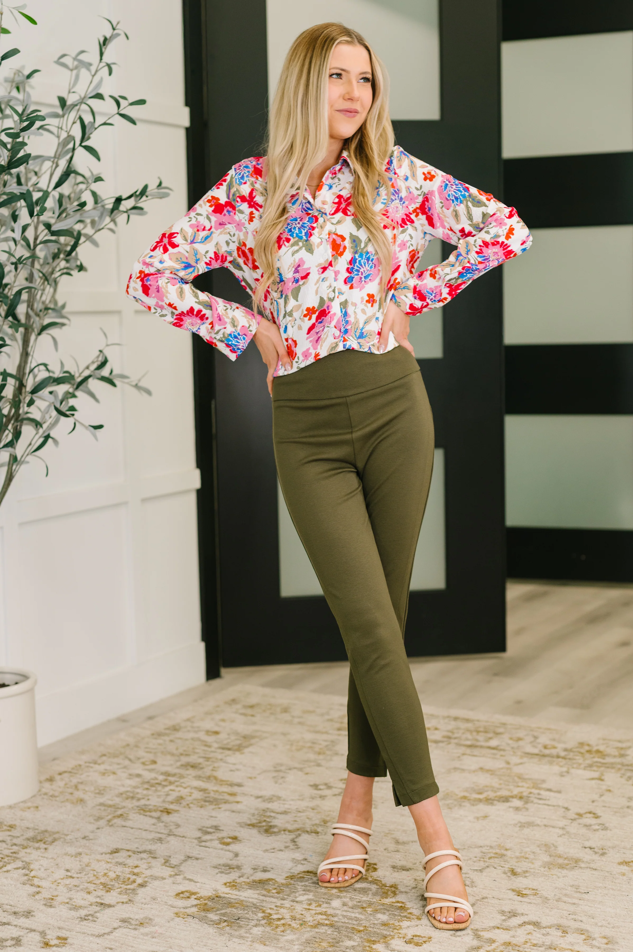 Distinguished Guest Floral Button Down - 9/22/2025 - Image 3