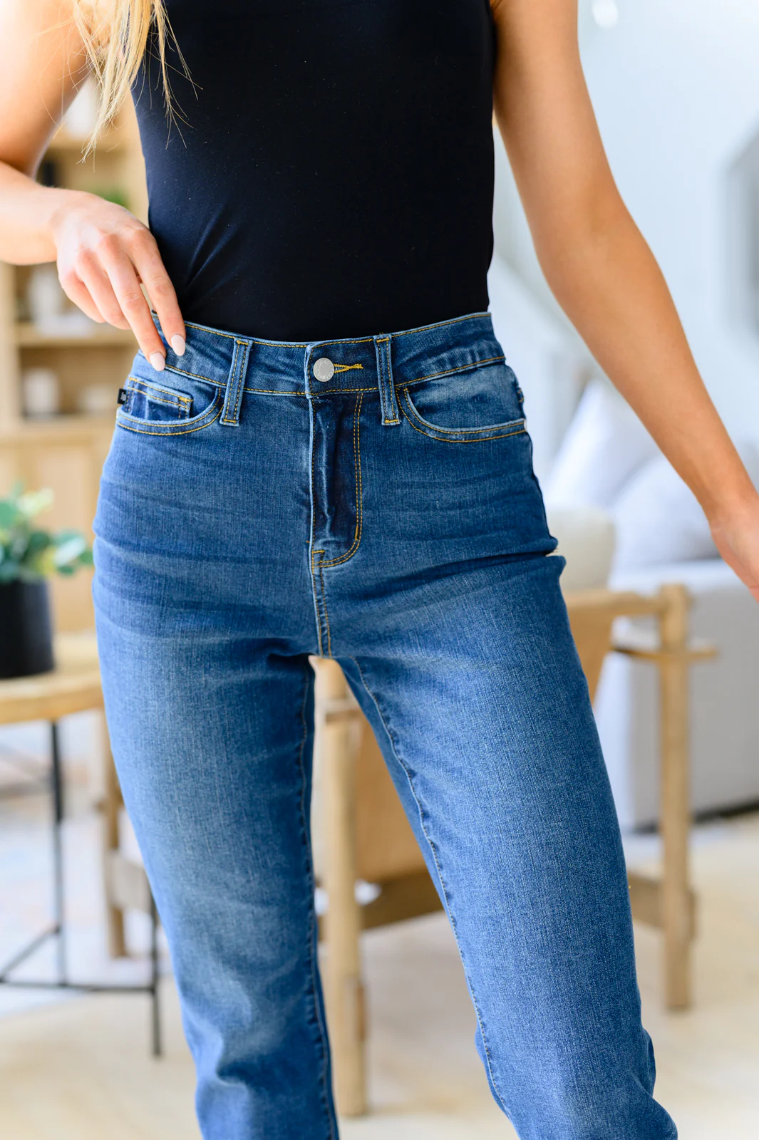 Downtown High Rise Boyfriend Jeans - 5/9/2023 - Image 6