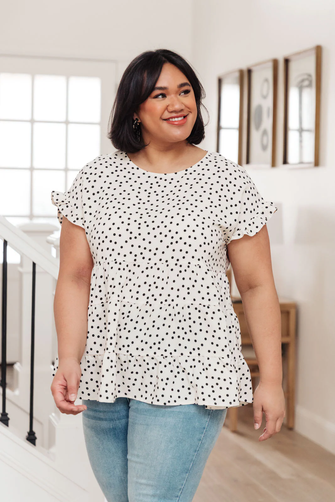 Dreamy Look Top In White - 2/15/2022 - Image 2