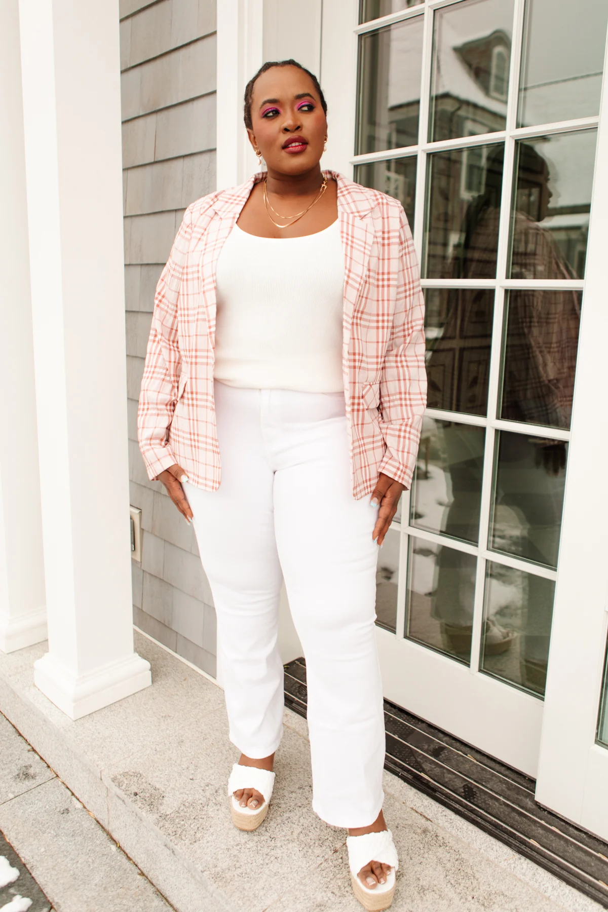 Dressed in Plaid Blazer In Pink - 5/5/2022 - Image 14