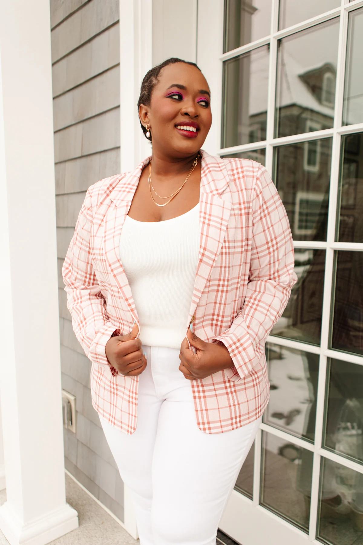 Dressed in Plaid Blazer In Pink - 5/5/2022 - Image 2