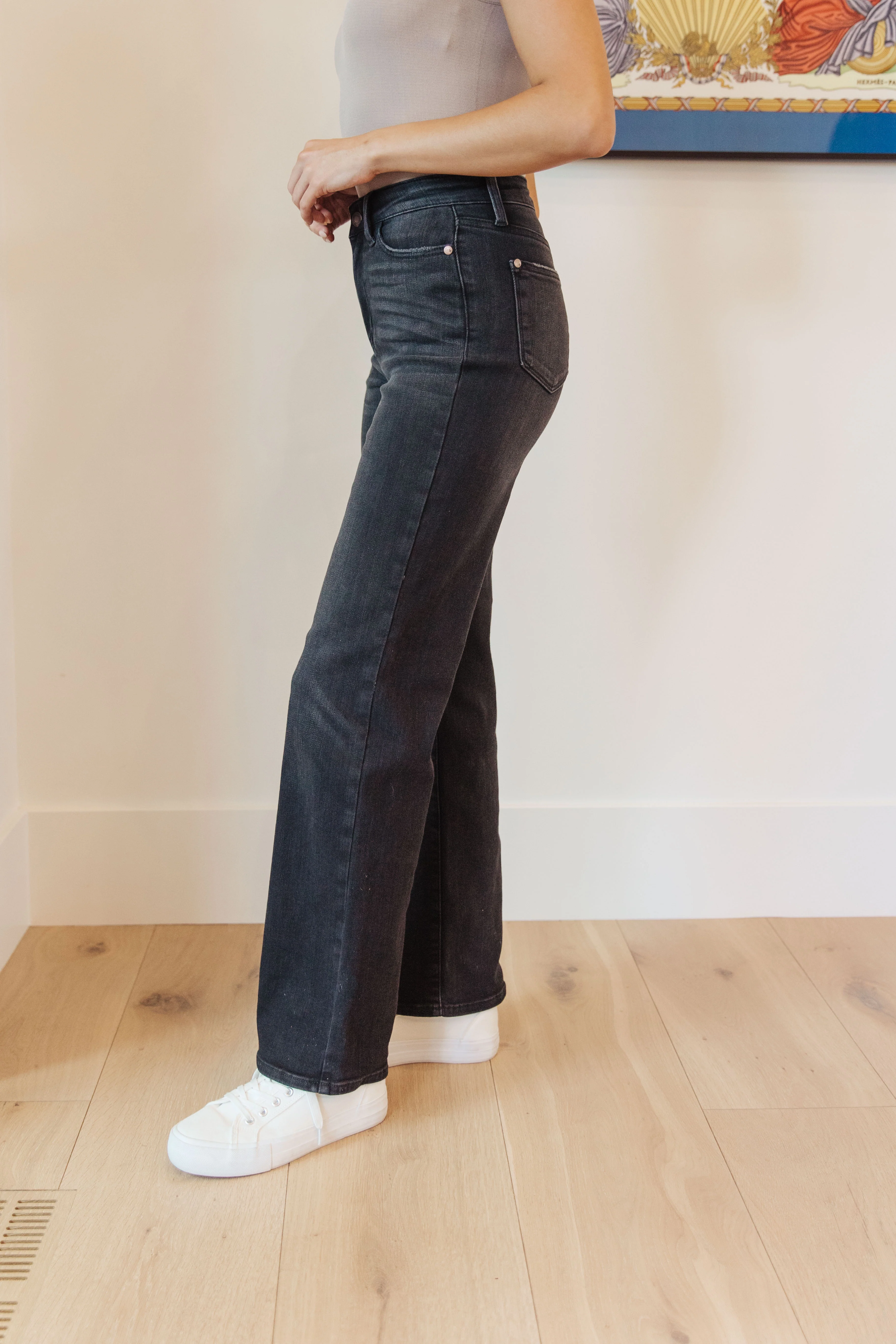 Eleanor High Rise Classic Straight Jeans in Washed Black - 8/2/2023 - Image 3