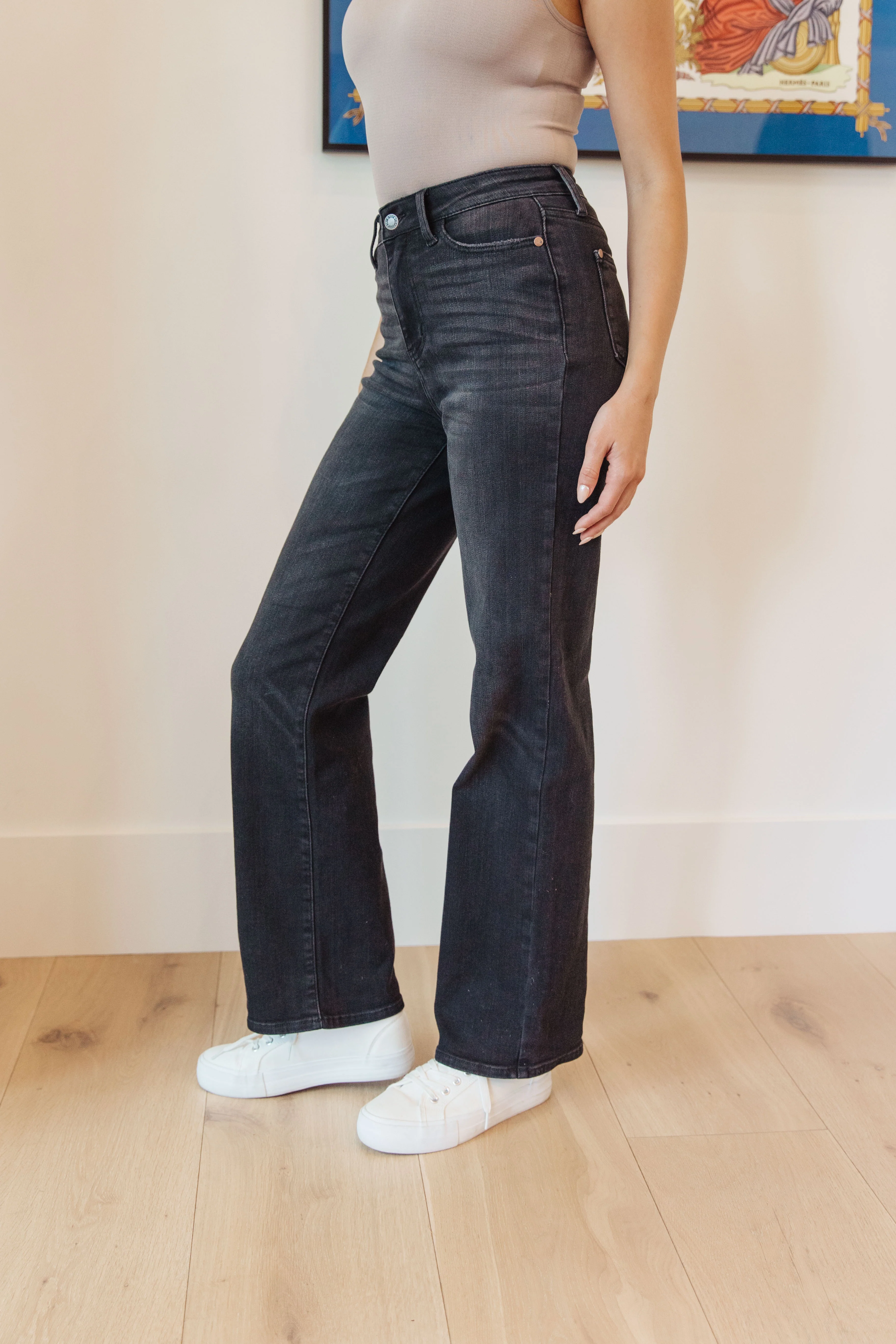Eleanor High Rise Classic Straight Jeans in Washed Black - 8/2/2023 - Image 5
