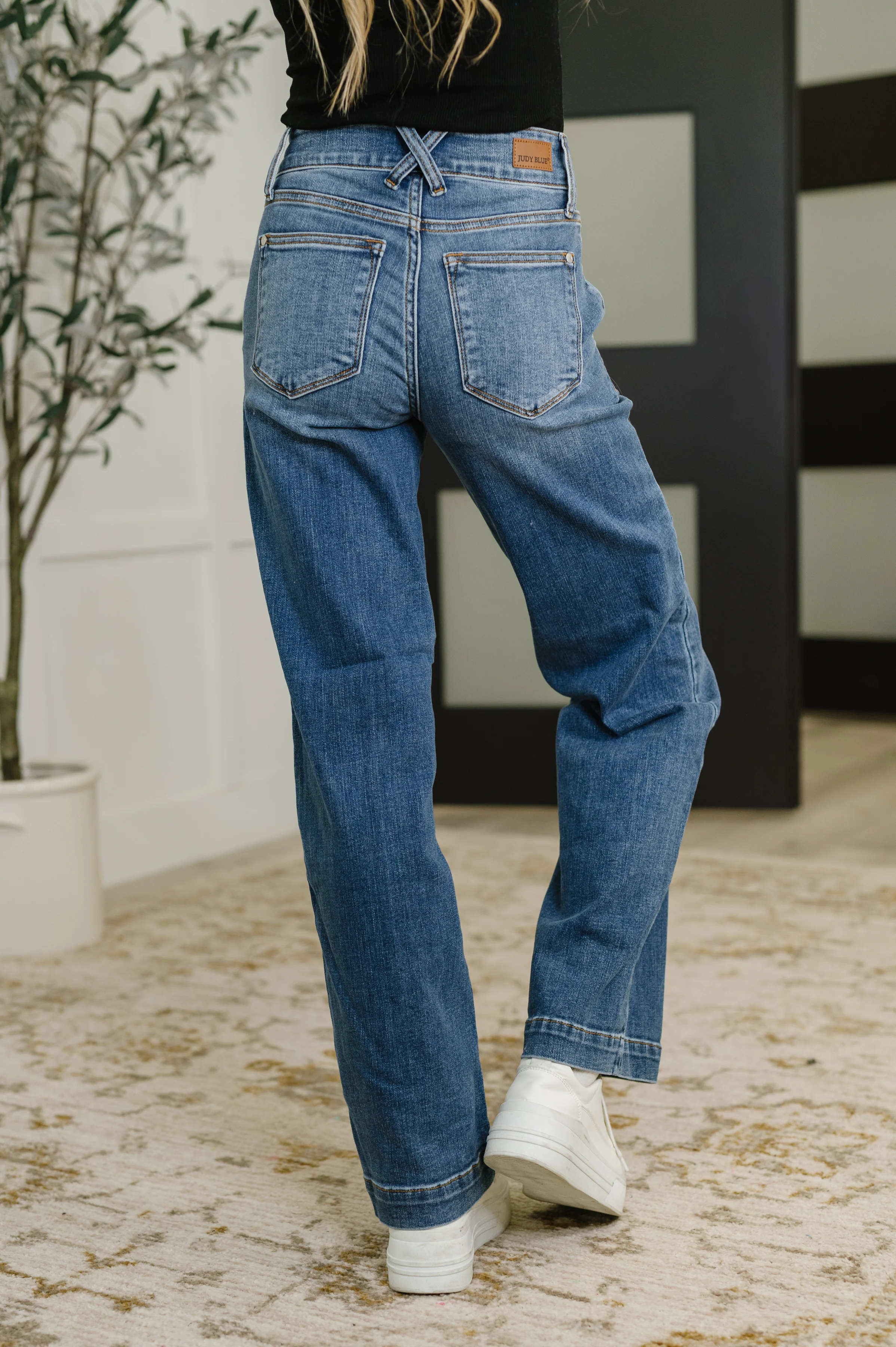 Elsie High Rise Double Button Wide Leg Jeans - 7/30/2025 - Image 5