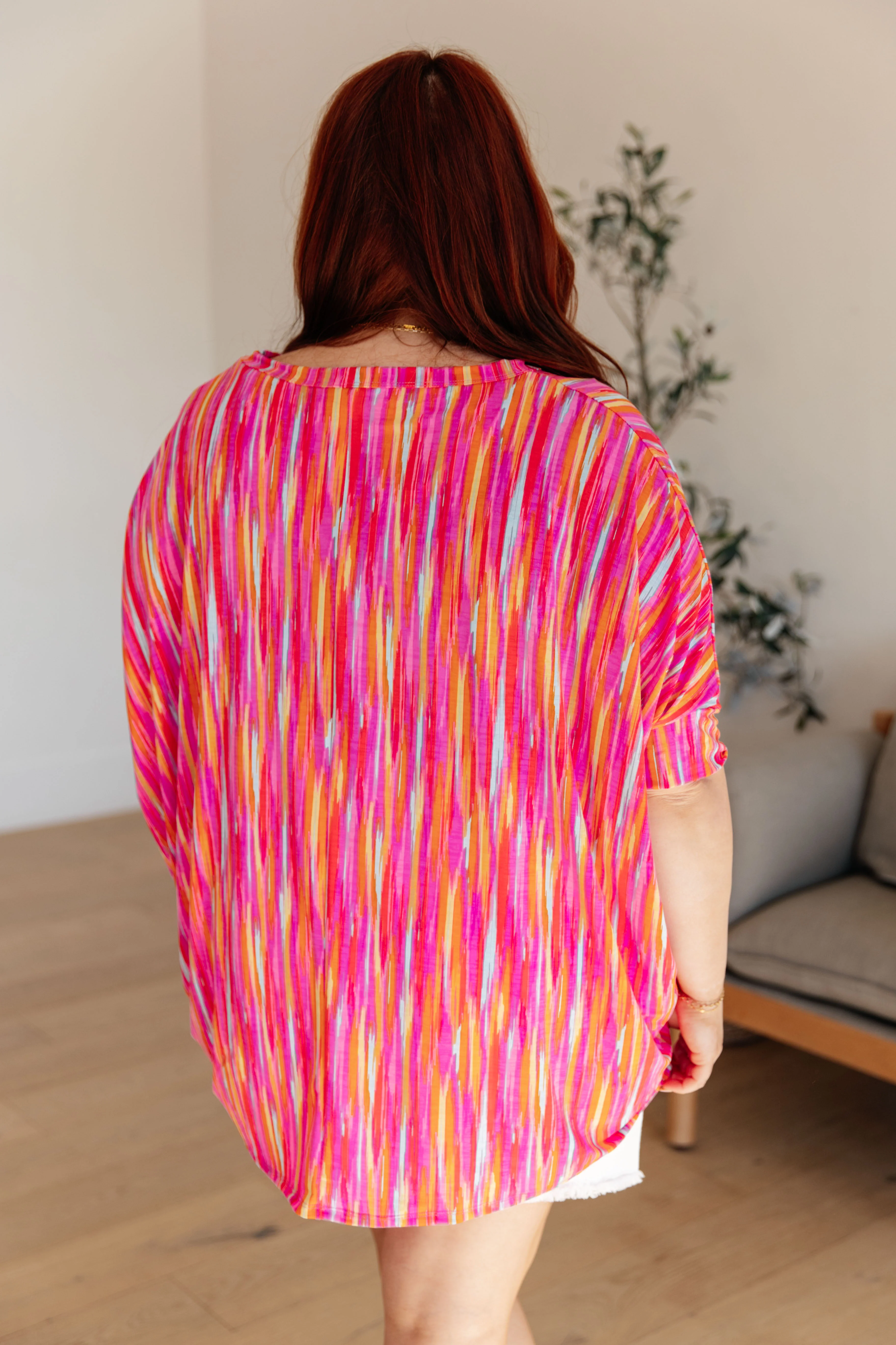Essential Blouse in Magenta Kaleidoscope - 3/22/2024 - Image 9