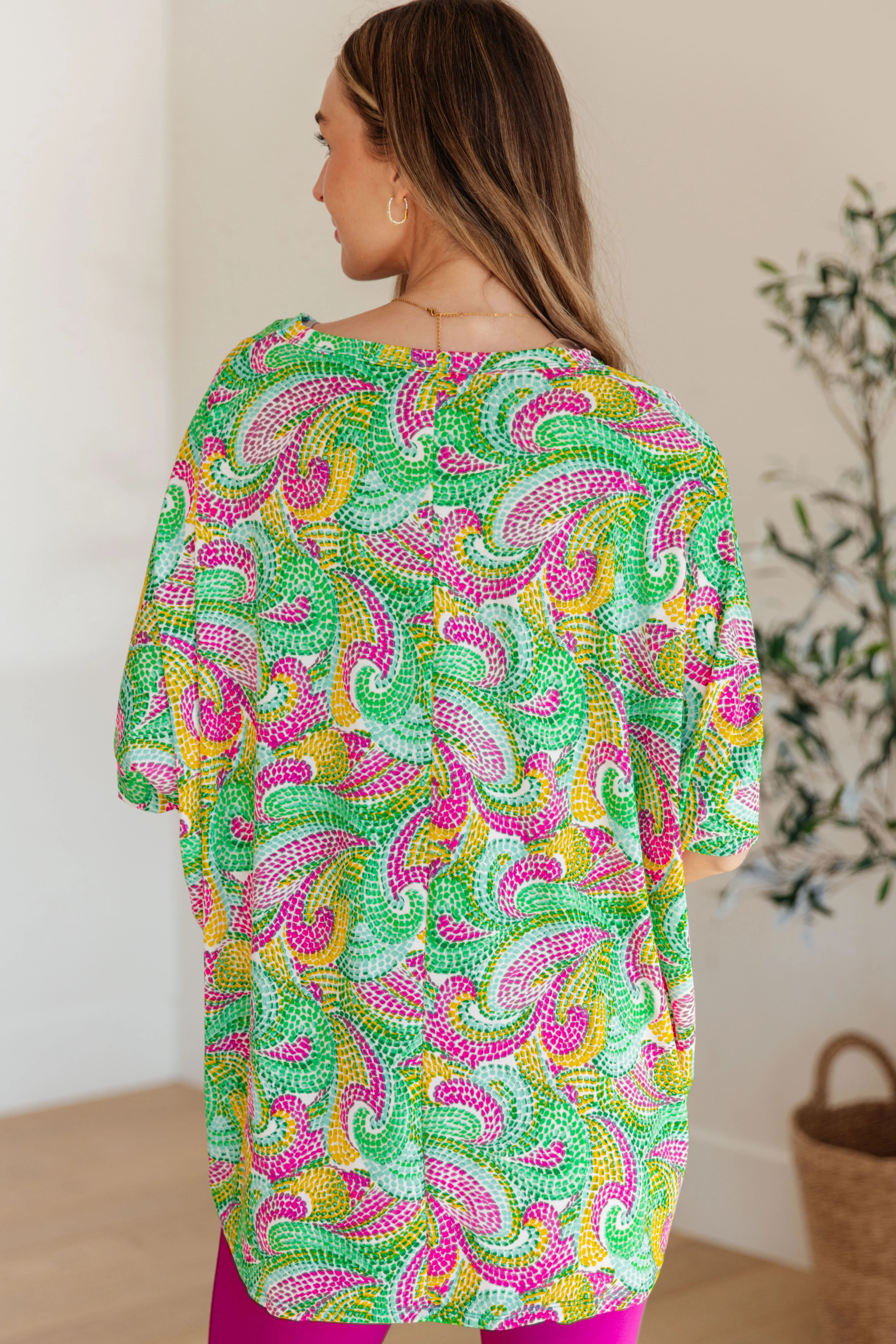 Essential Blouse in Painted Green and Pink - 3/22/2024 - Image 7