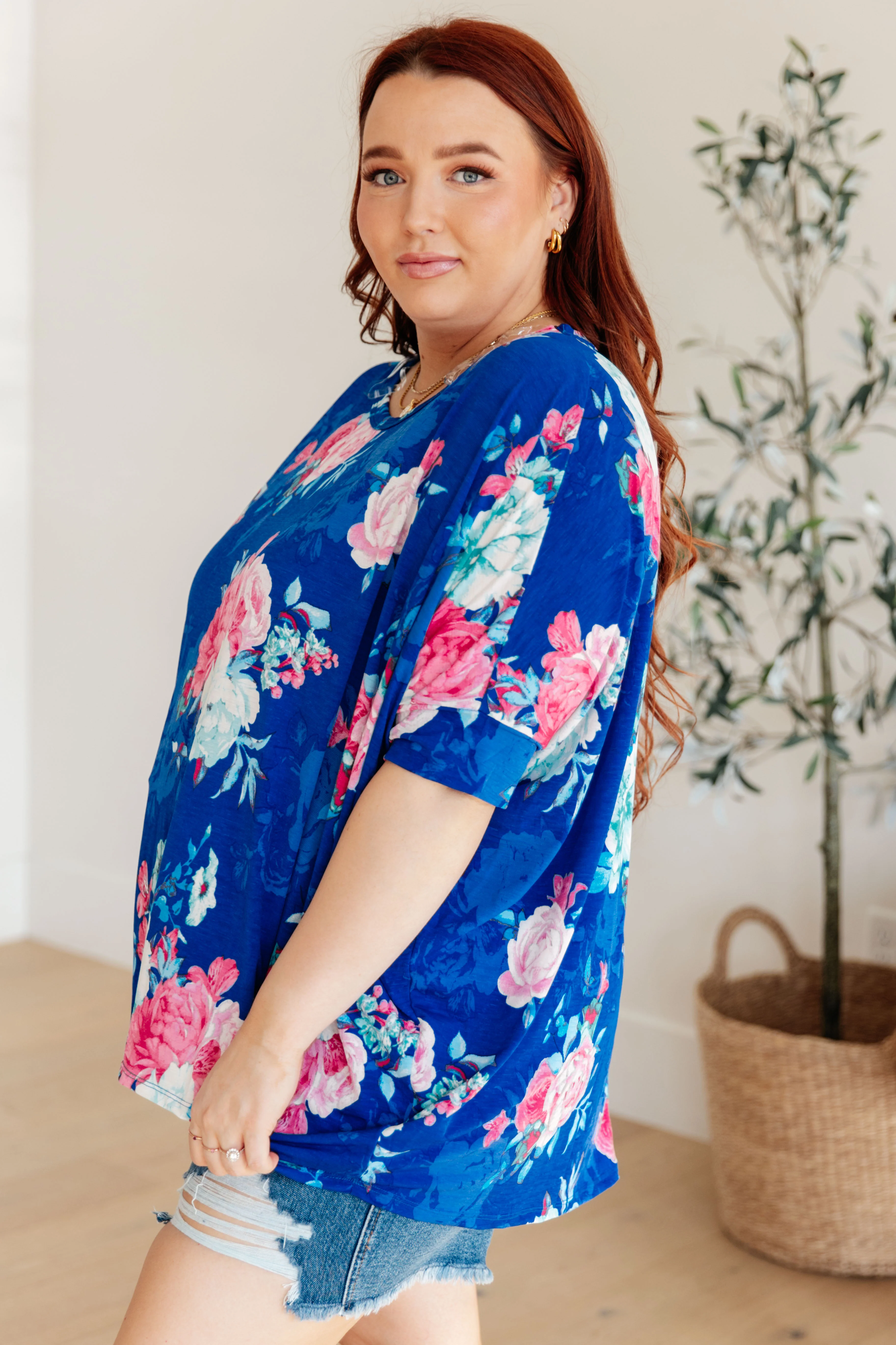 Essential Blouse in Royal and Pink Floral - 3/22/2024 - Image 7