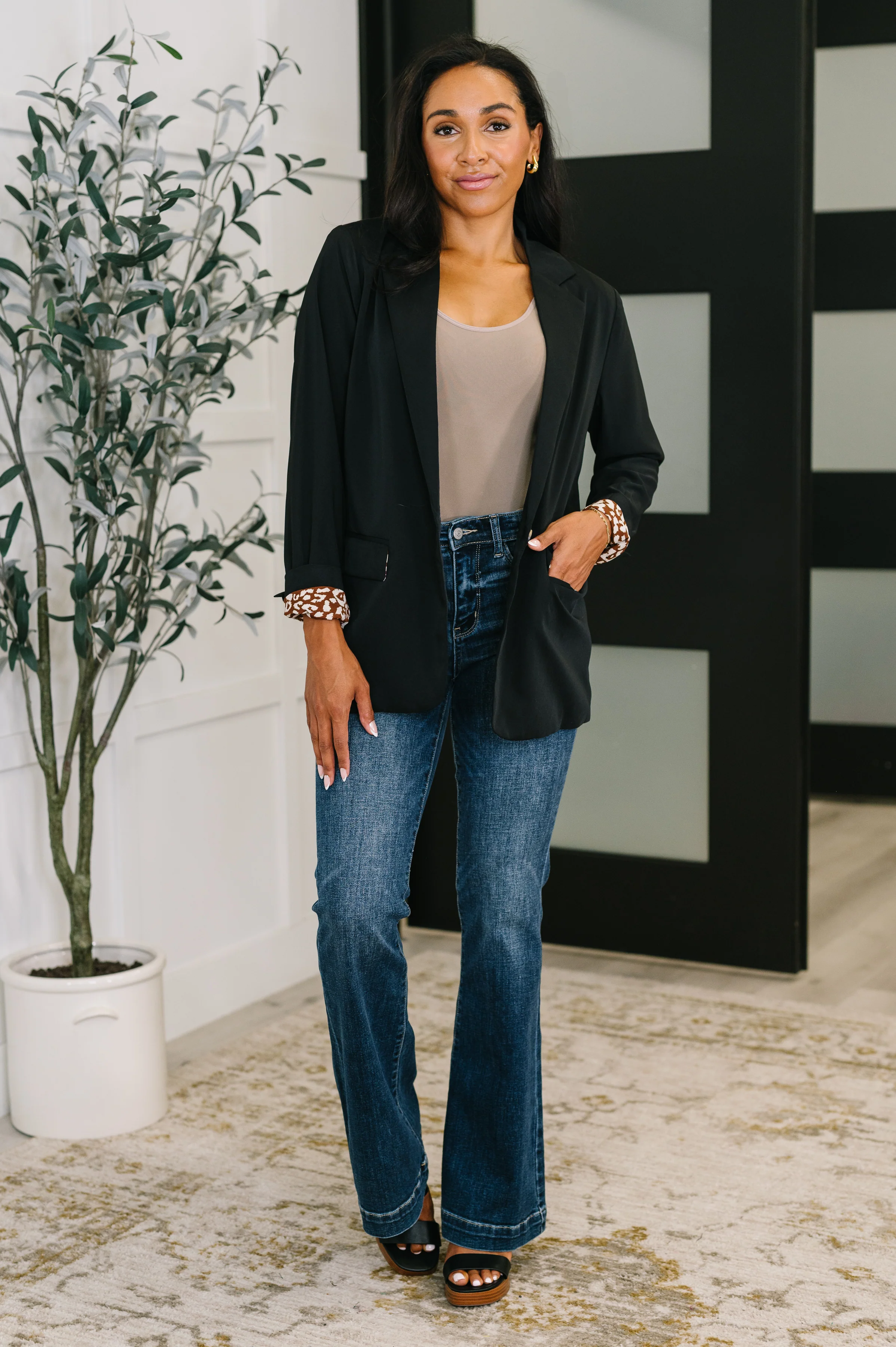Every Day Blazer in Black - 10/13/2025 - Image 6