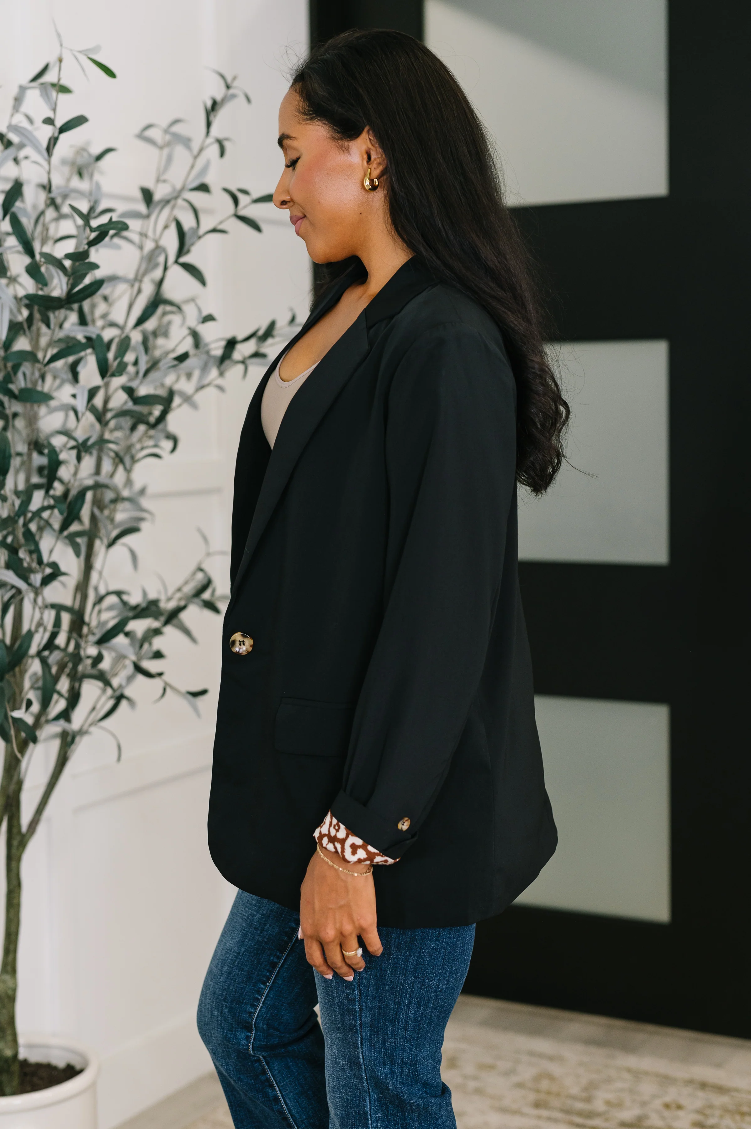 Every Day Blazer in Black - 10/13/2025 - Image 8